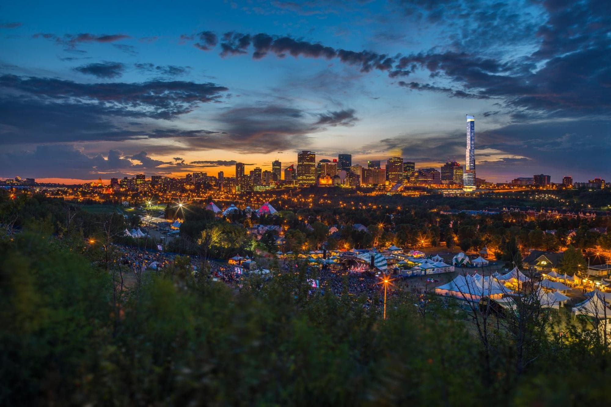 Brand New Dt 1 Br Close To All Edmonton, Canada