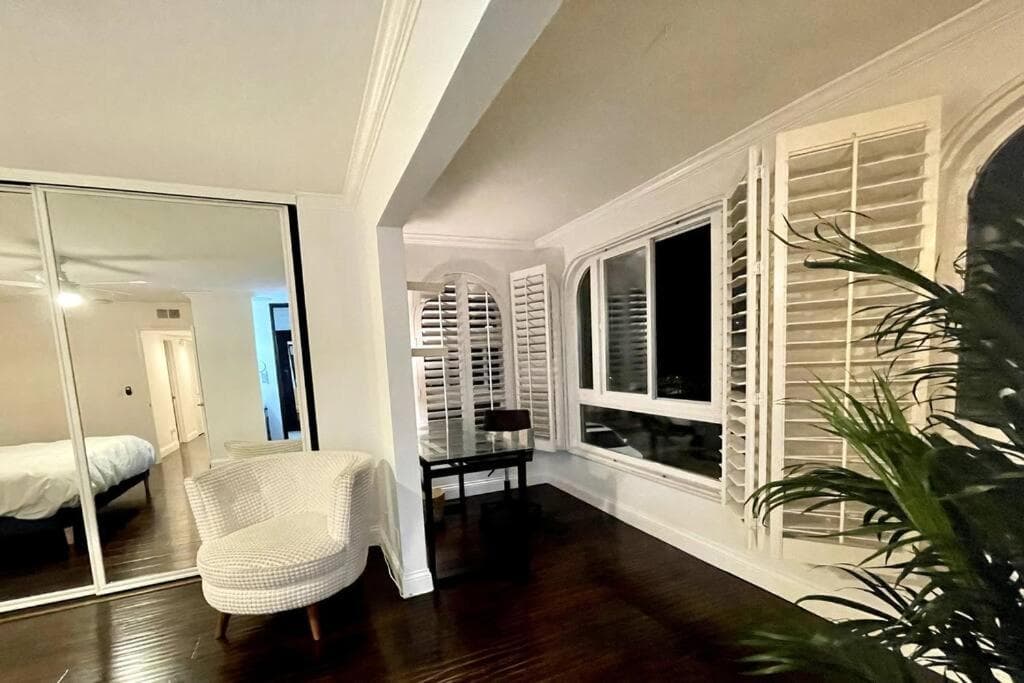 Hermosa Hills Bungalow