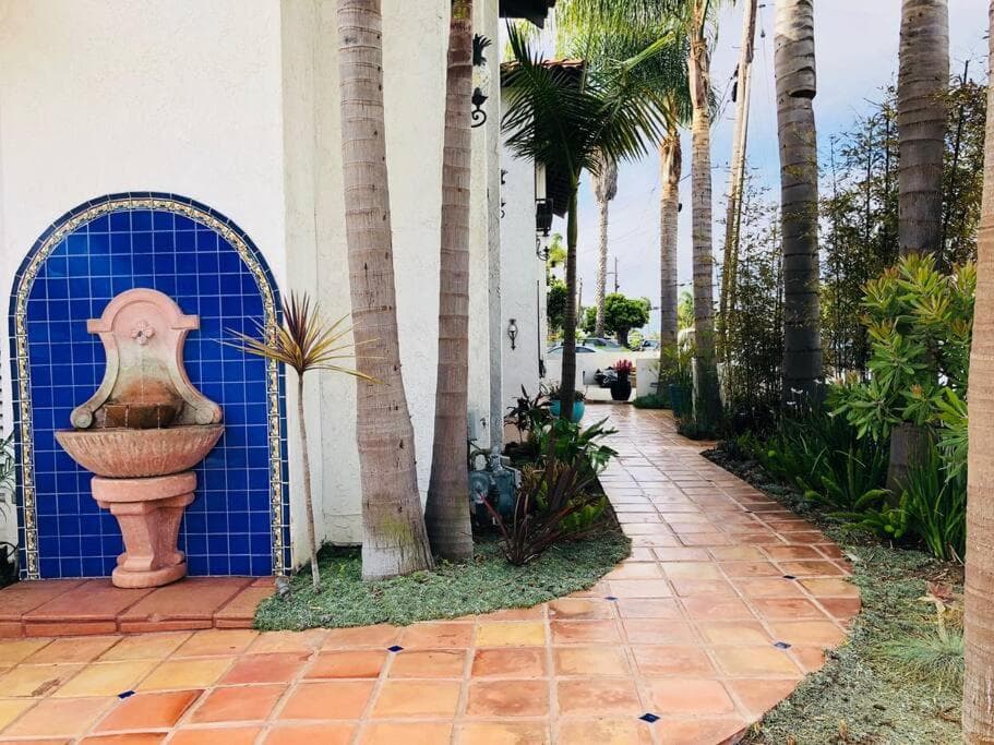 Hermosa Hills Bungalow