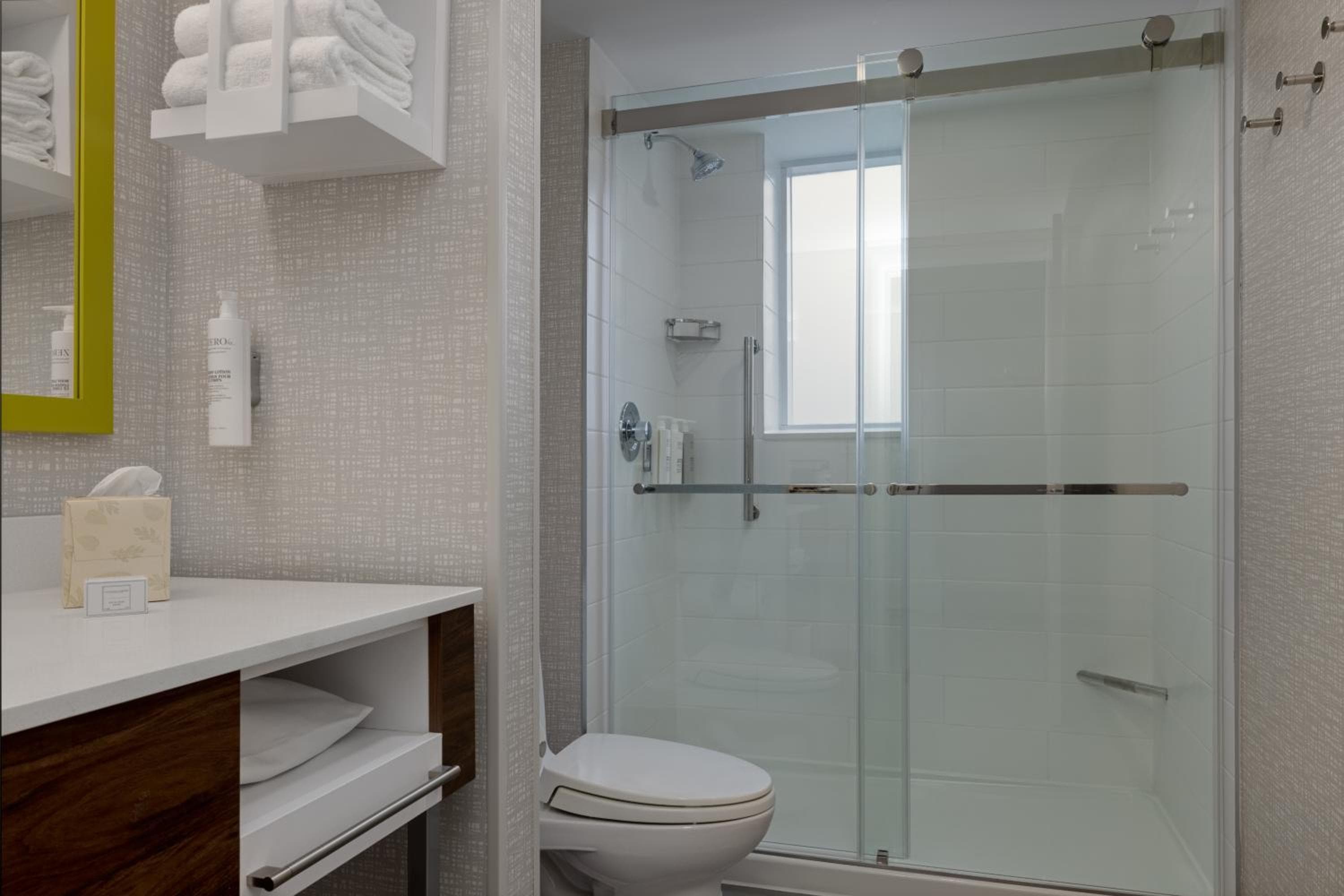 Hampton Inn & Suites by Hilton Toronto Downtown