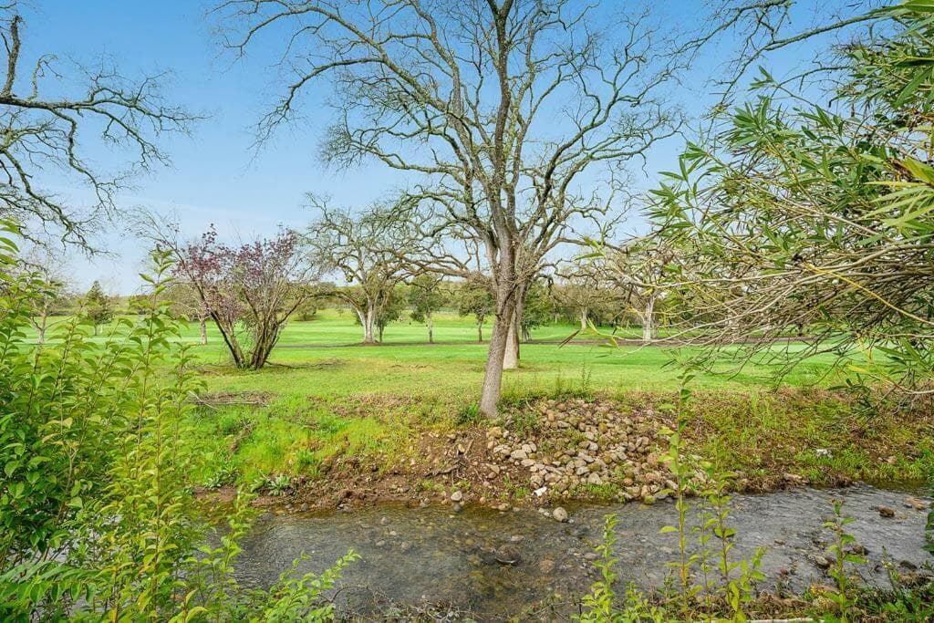 Fairways Silverado Golf &Country