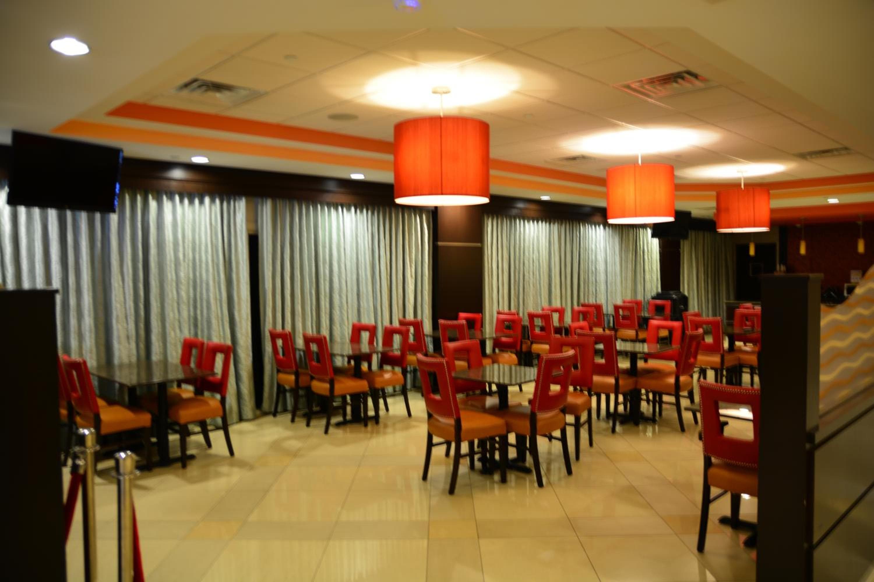 Lux Hotel & Spa