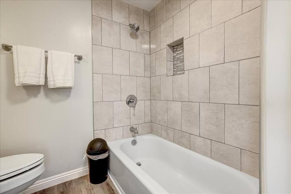 Family/Pet friendly home-Redlands-CA