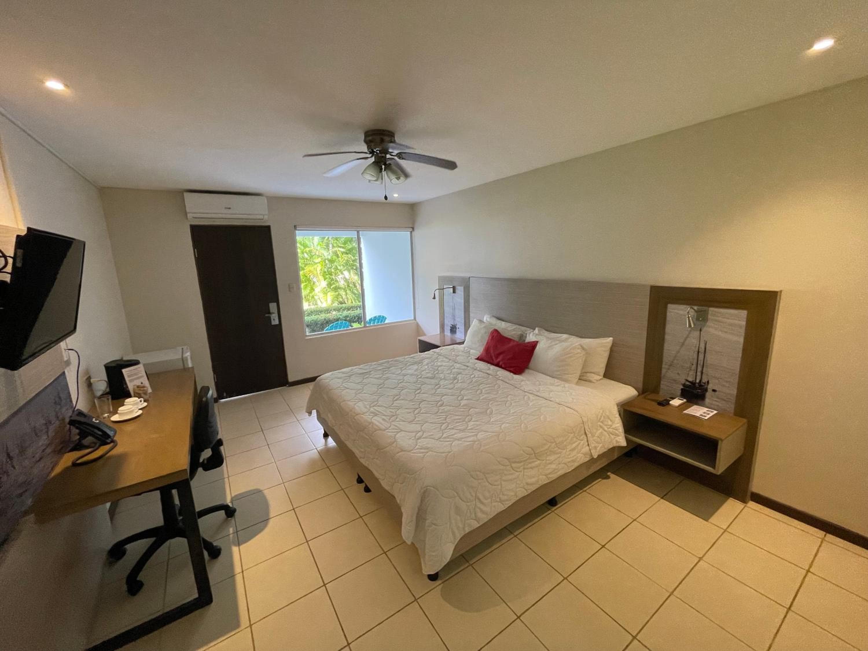 Puerto Azul Hotel