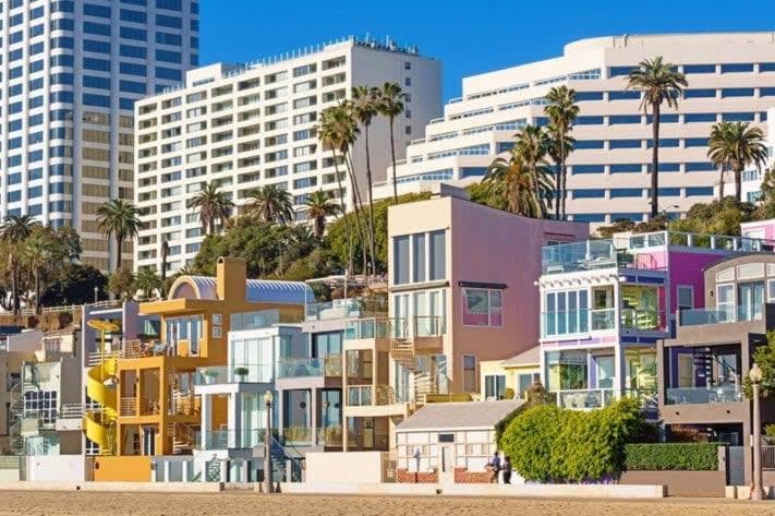 10 Cozy apartment heart of Santa Monica
