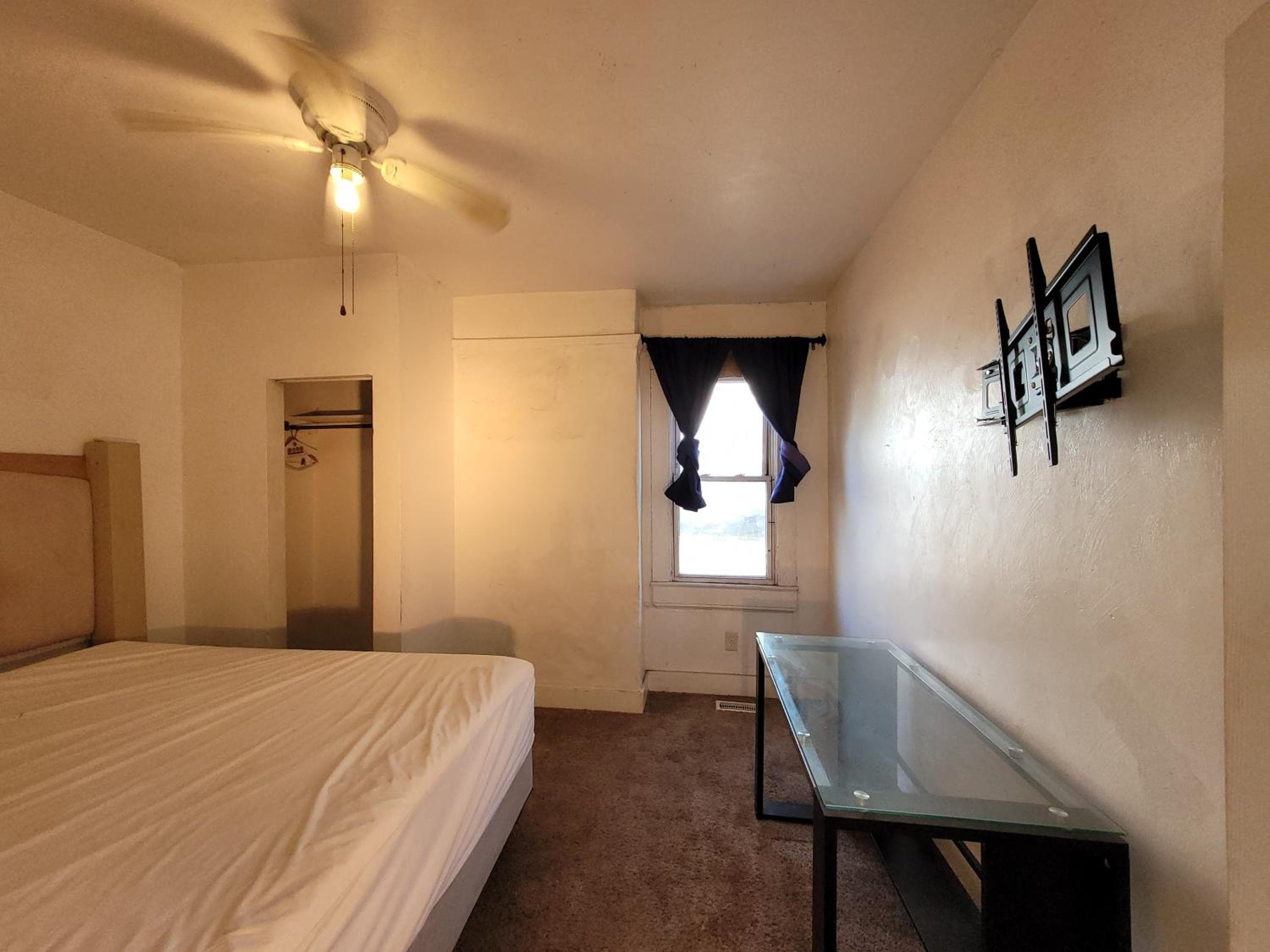 Downtown Norfolk private room D1