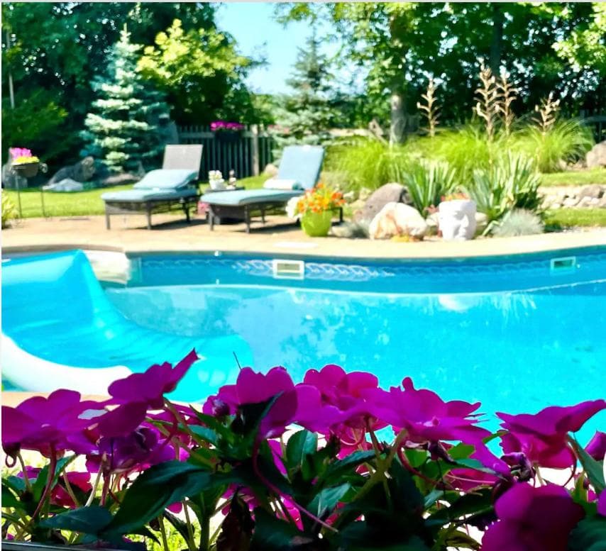Pittsford Garden Retreat
