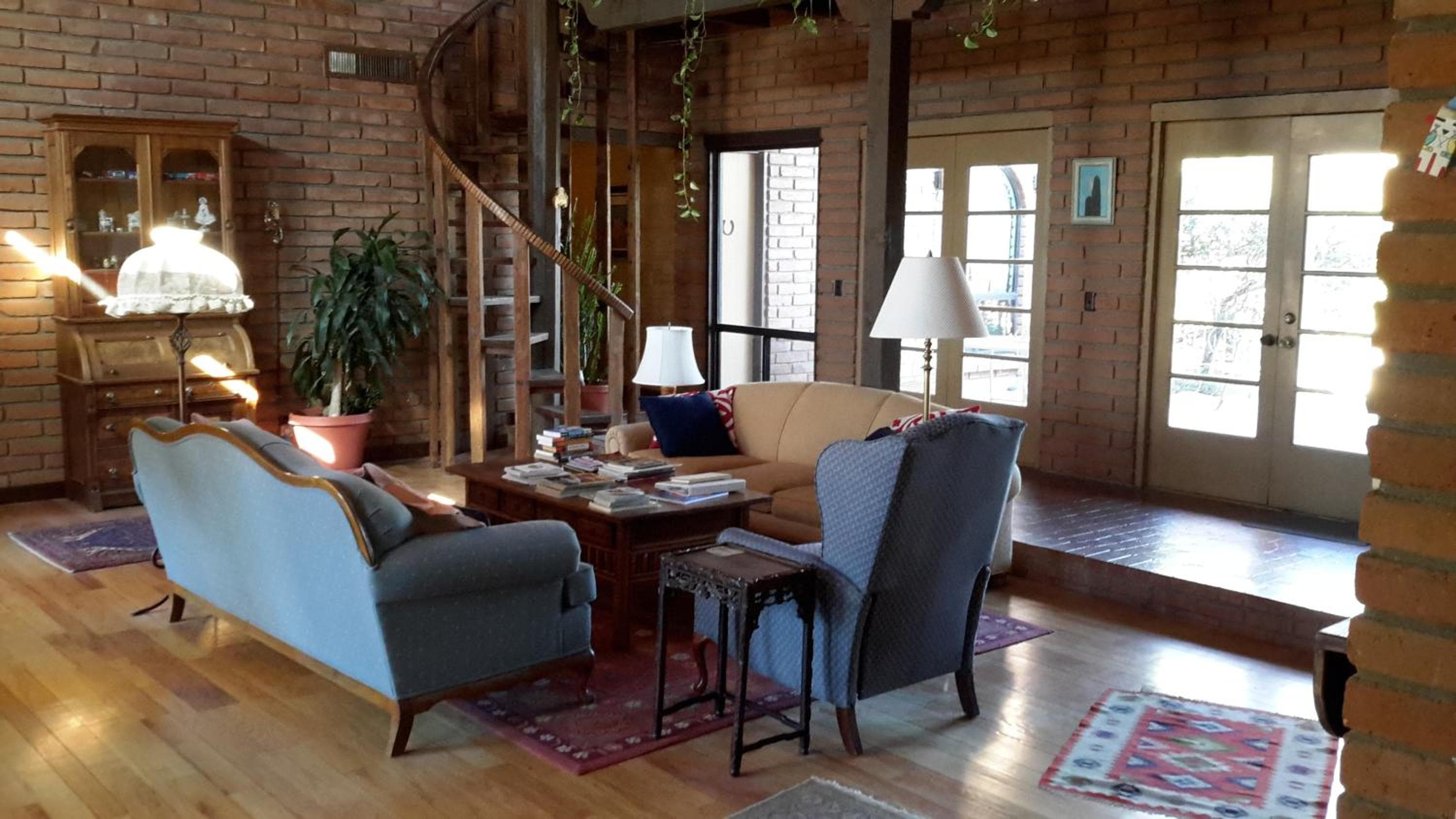 Desert Trails Bed & Breakfast