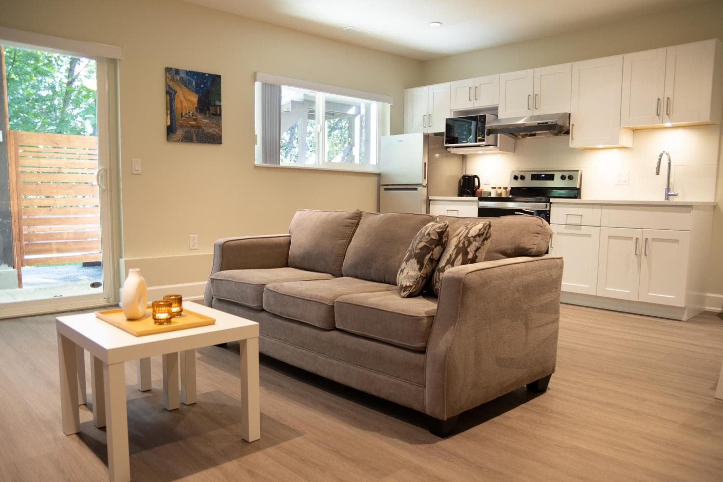 Creek Side 2-Bedroom Guest Suite