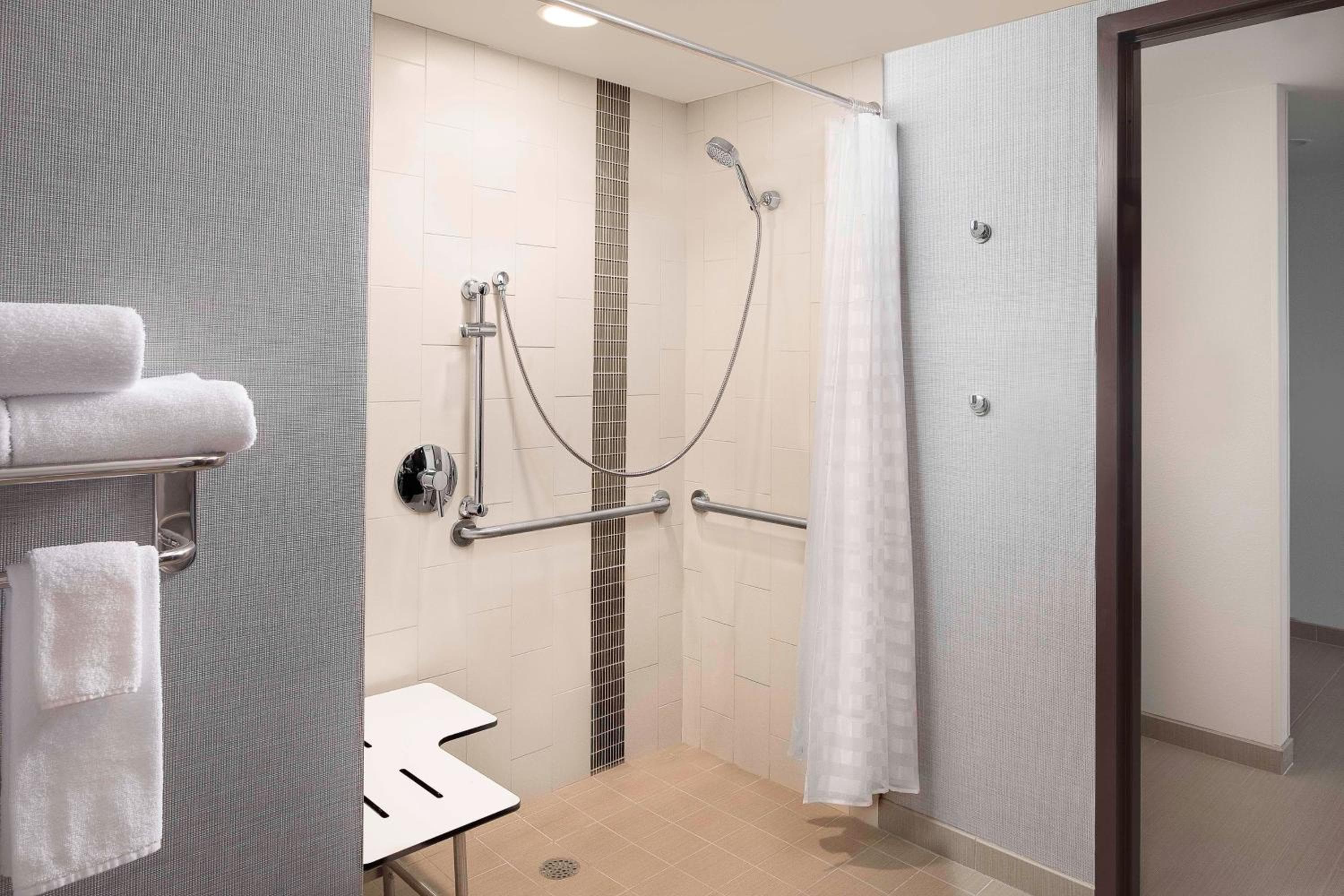 Hyatt Place Santa Cruz