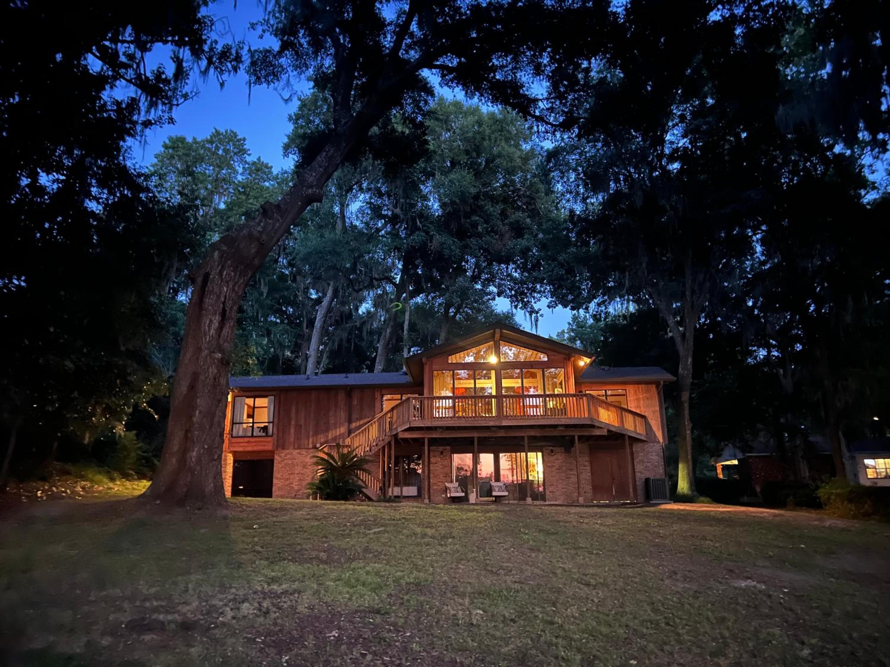 Hammock Lake House - 4BDR Lake Park Valdosta Area