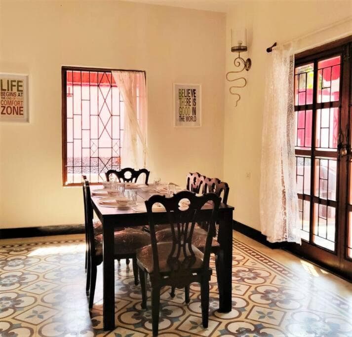 Villa Morning Glory - 4BHK Luxury Home near the Beach