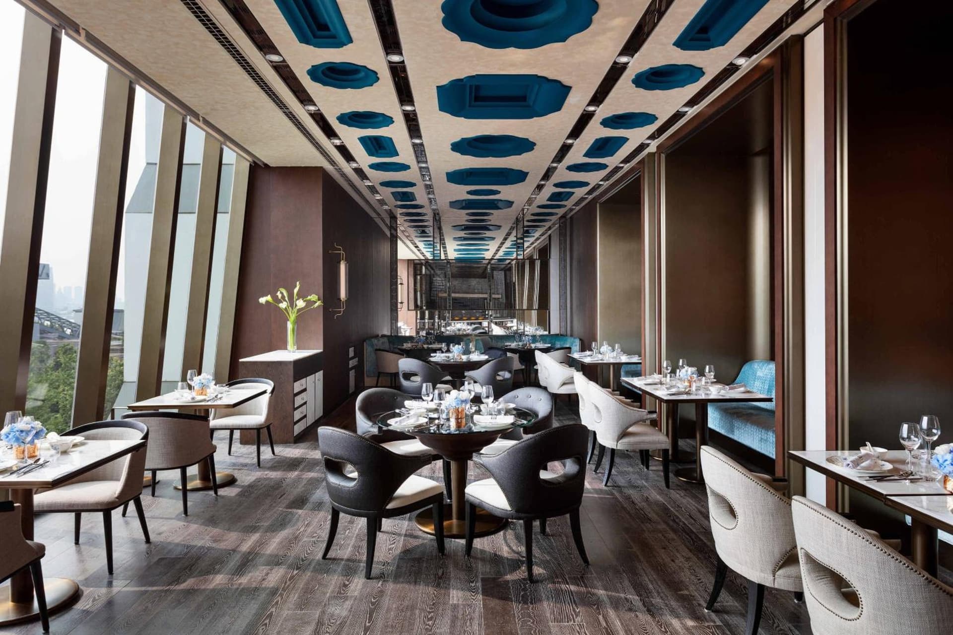 JW Marriott Marquis Hotel Shanghai Pudong