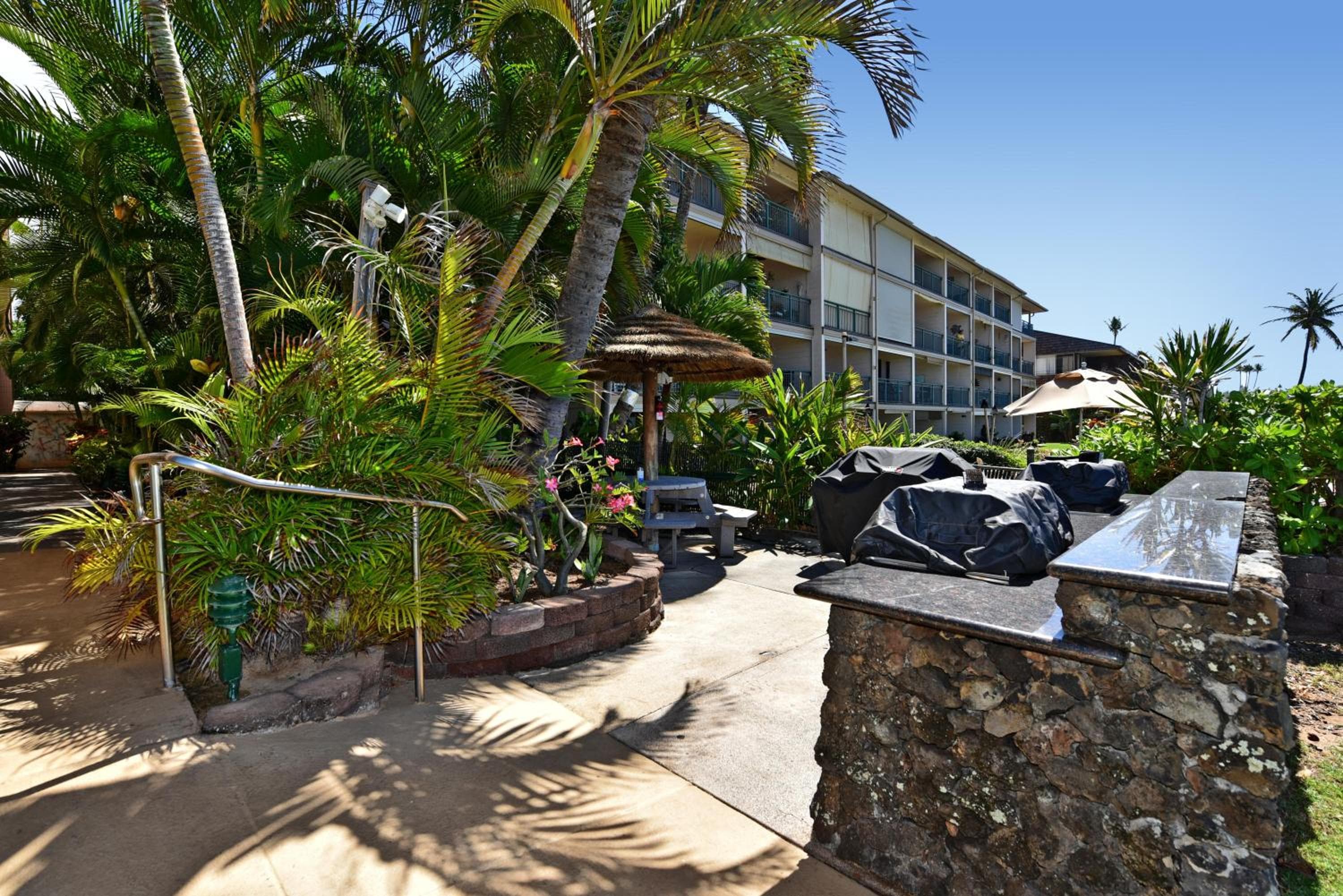 Kaleialoha 309 · KA 309 Oceanfront Condo AC Ocean Views Heated P