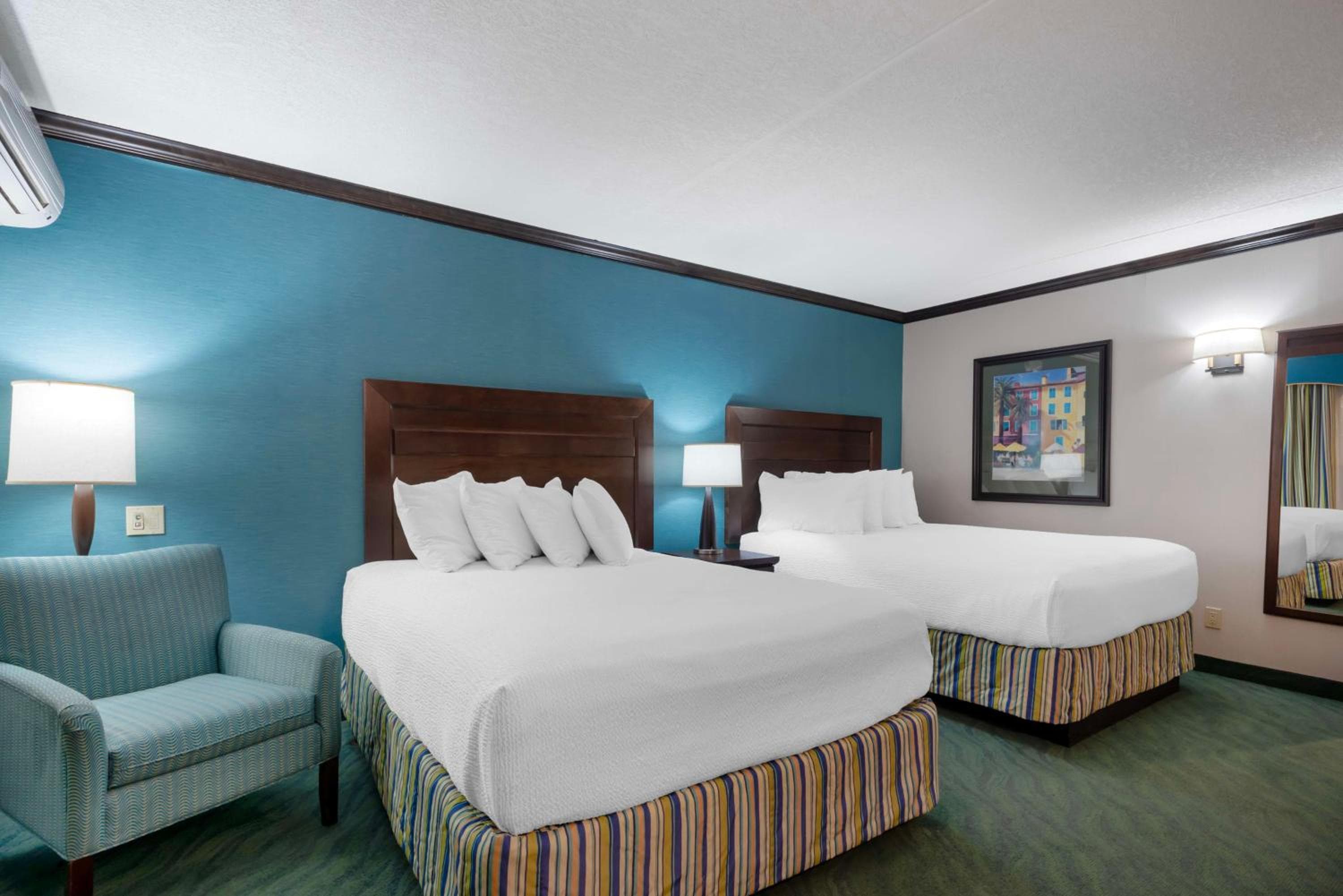 Best Western PLUS Port O'Call Hotel
