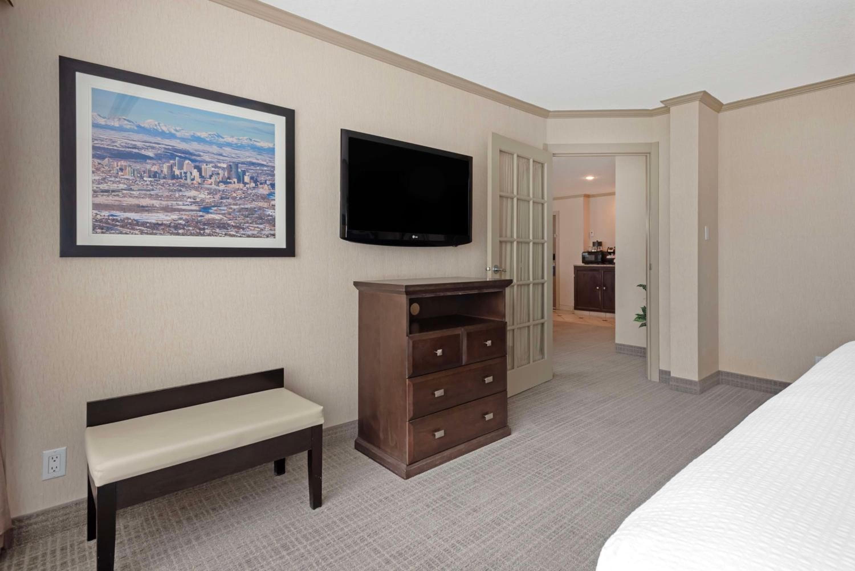 Best Western PLUS Port O'Call Hotel