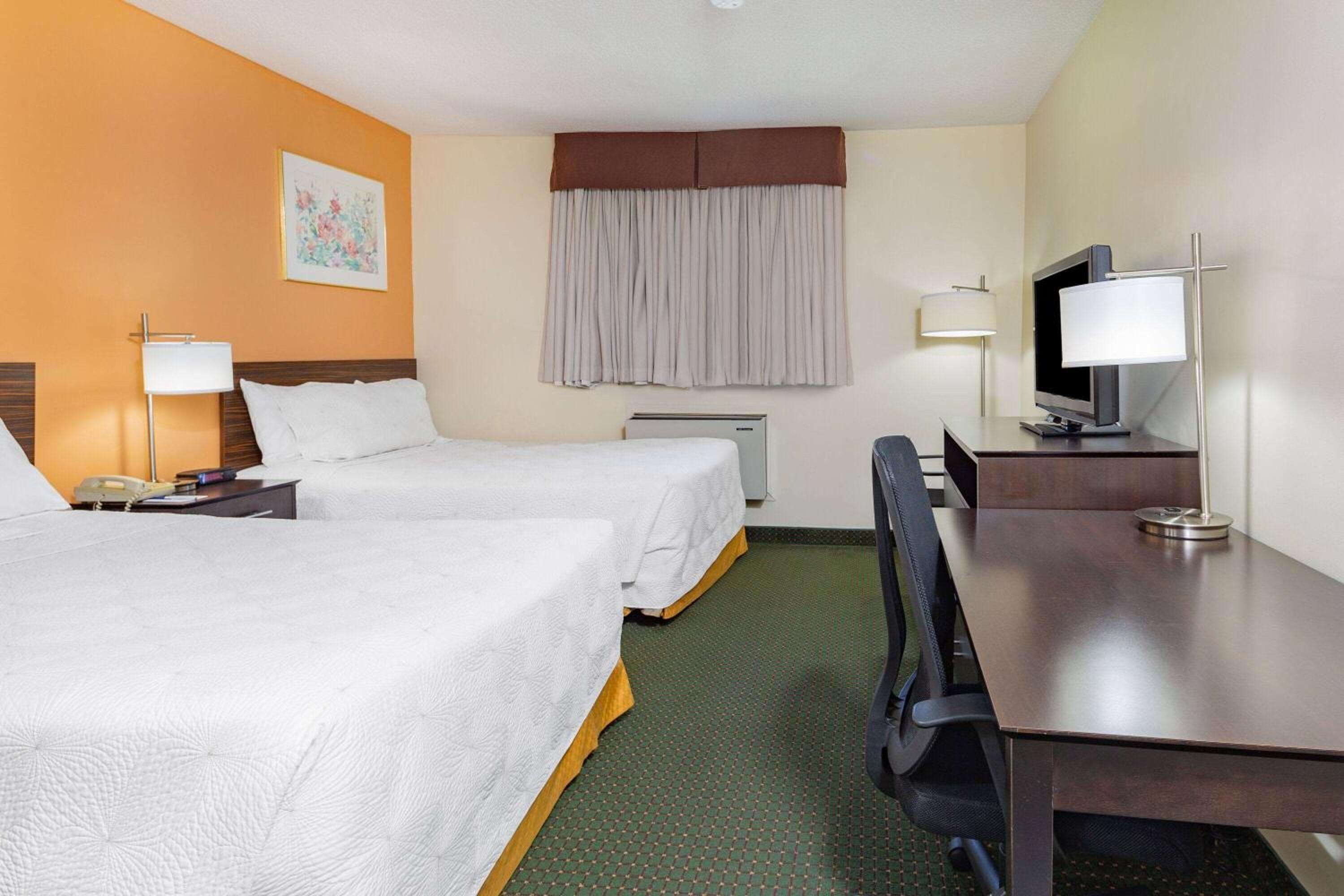 Travelodge by Wyndham Bracebridge