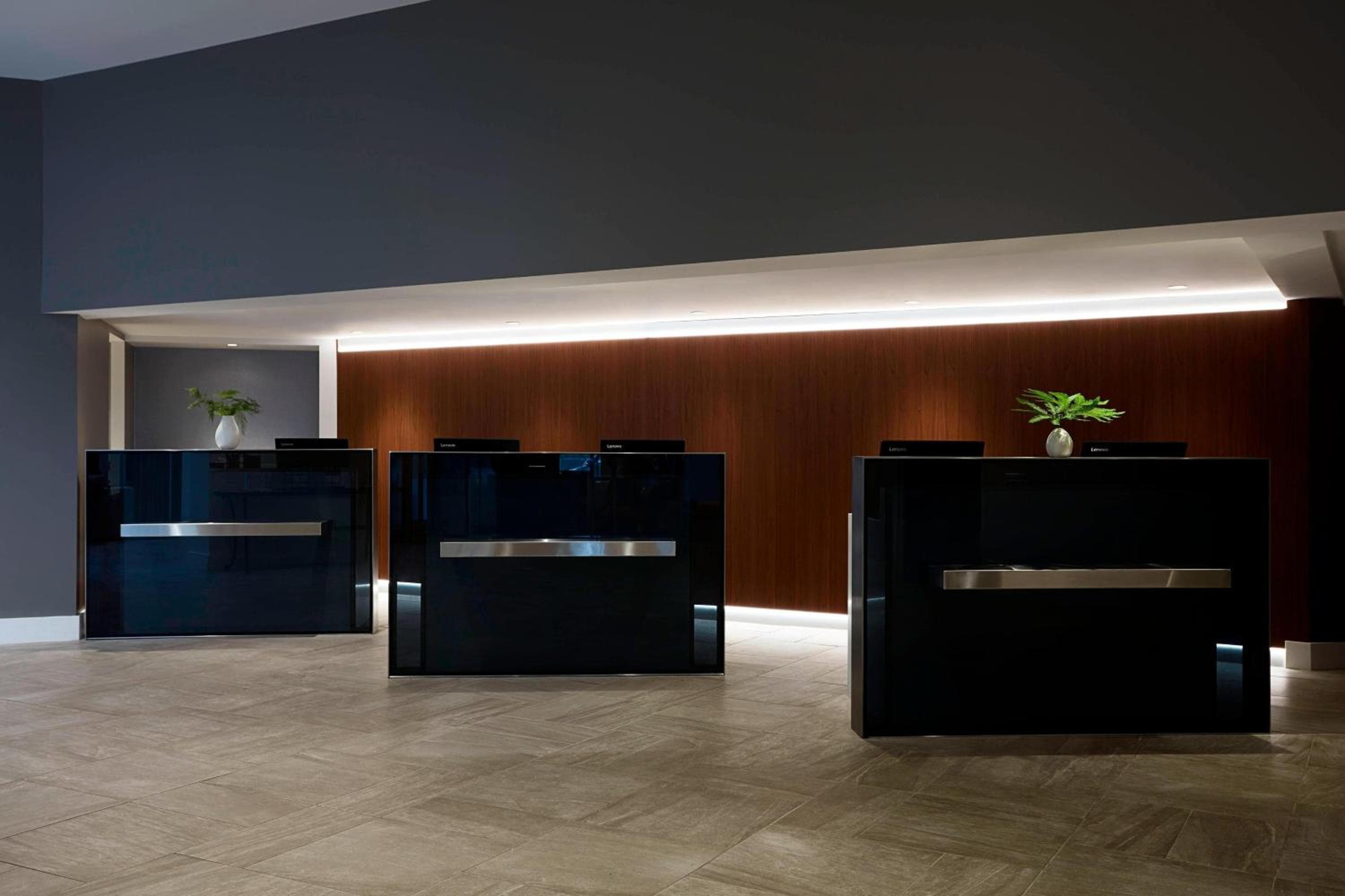 Long Island Marriott Hotel