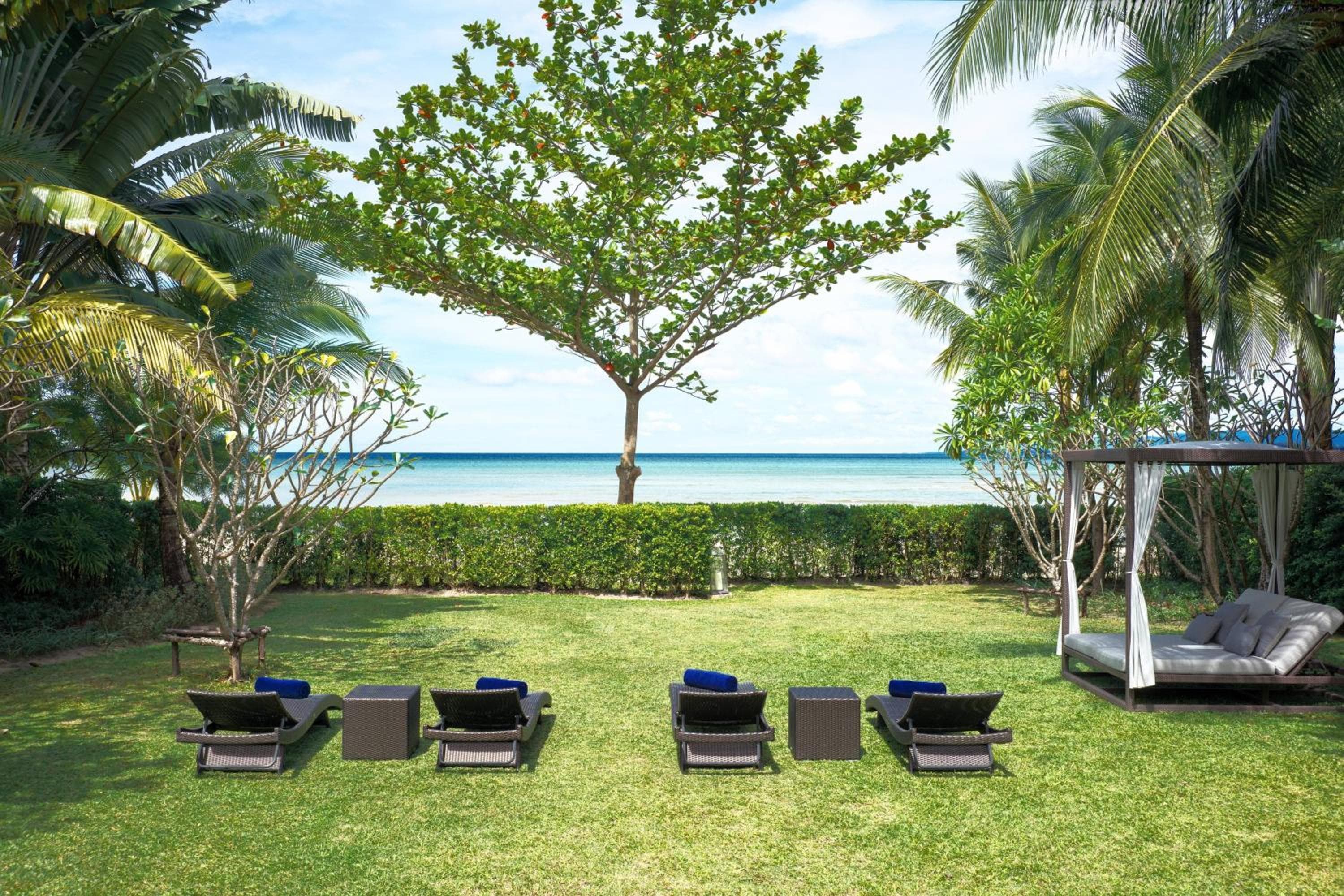 Phuket Marriott Resort and Spa, Nai Yang Beach