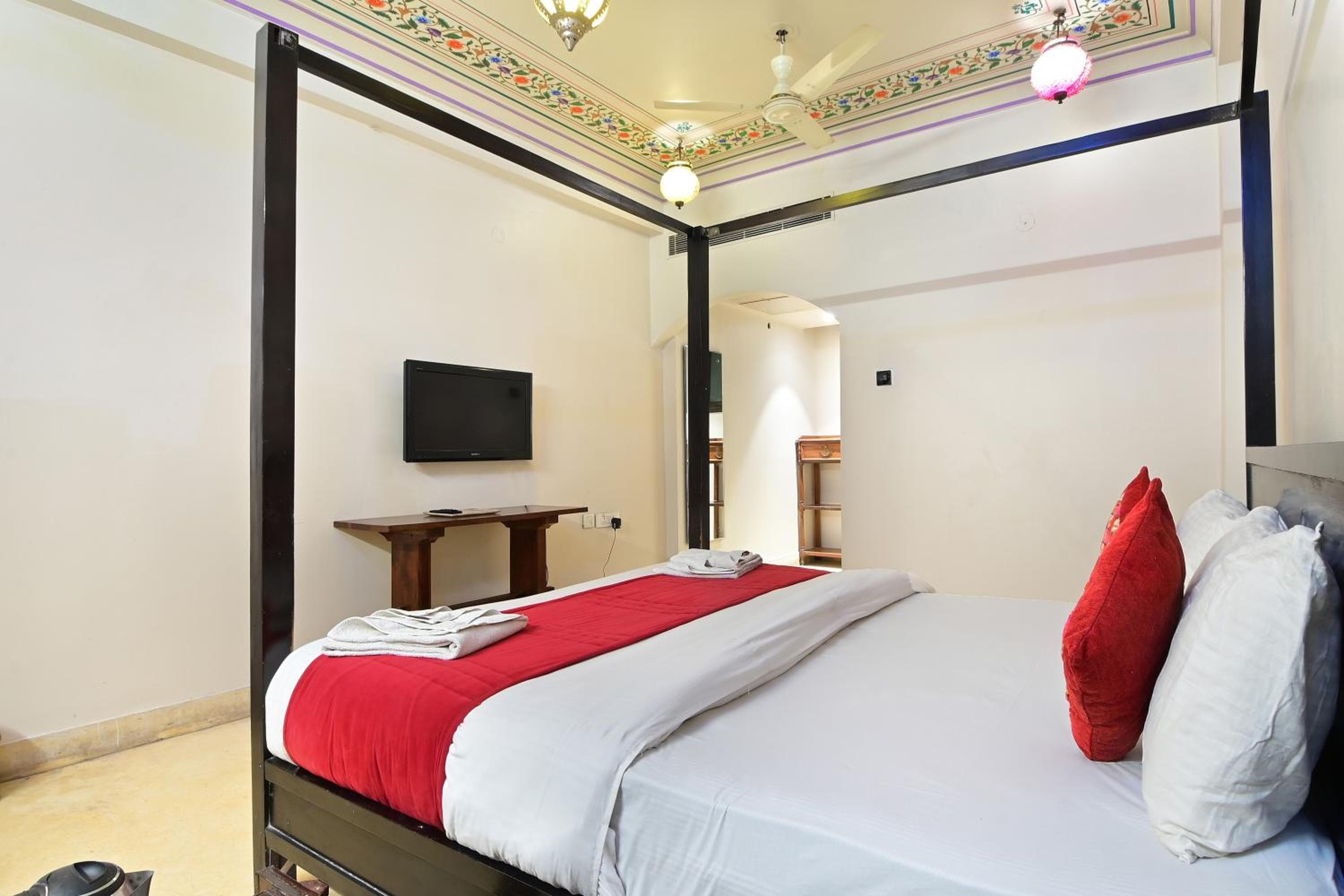 Jyoti Mahal A Royal Heritage Hotel - Traveler's Choice Award 2026 - Near to Connaught Place