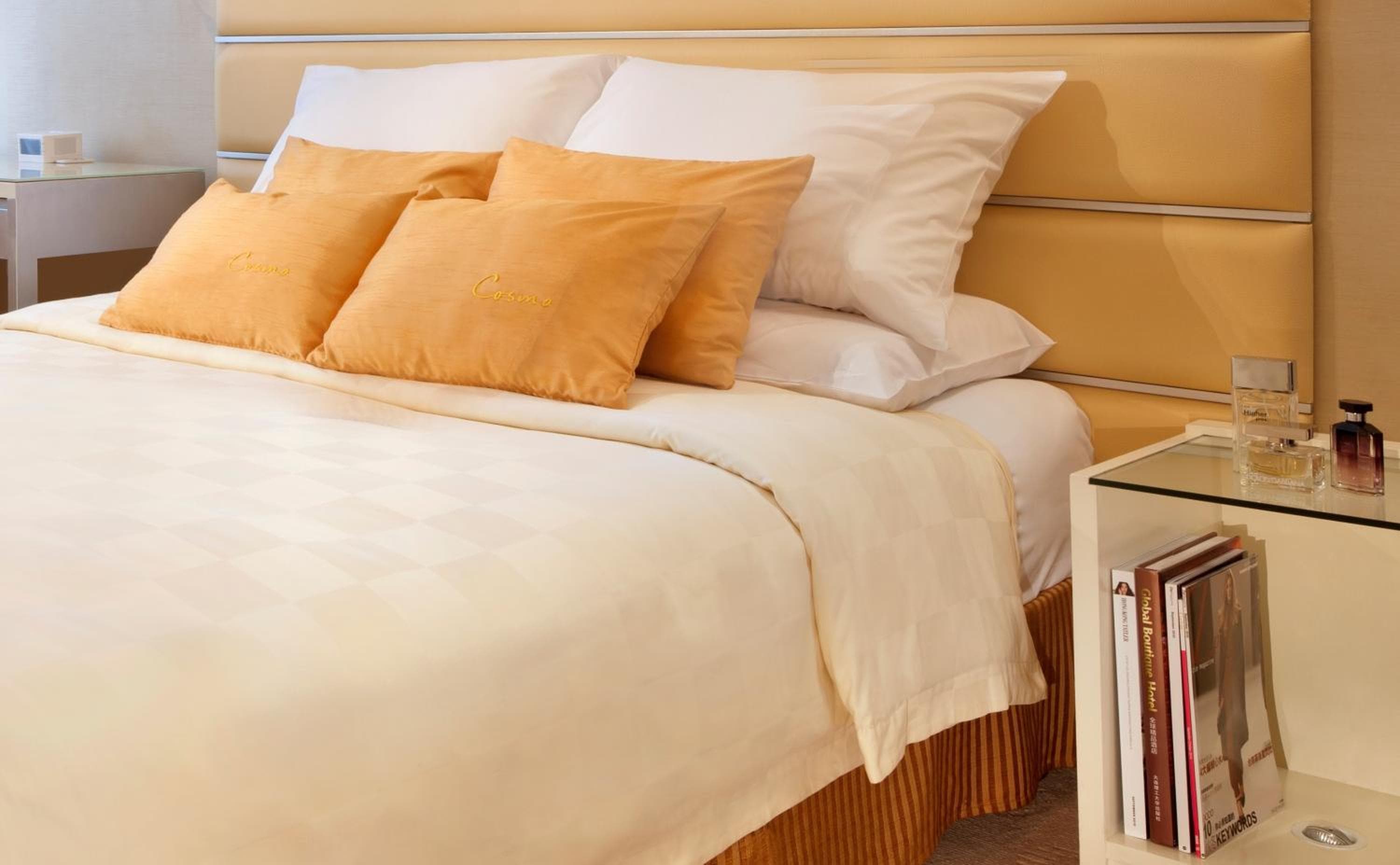 Cosmo Hotel Hong Kong by Dorsett Hotels