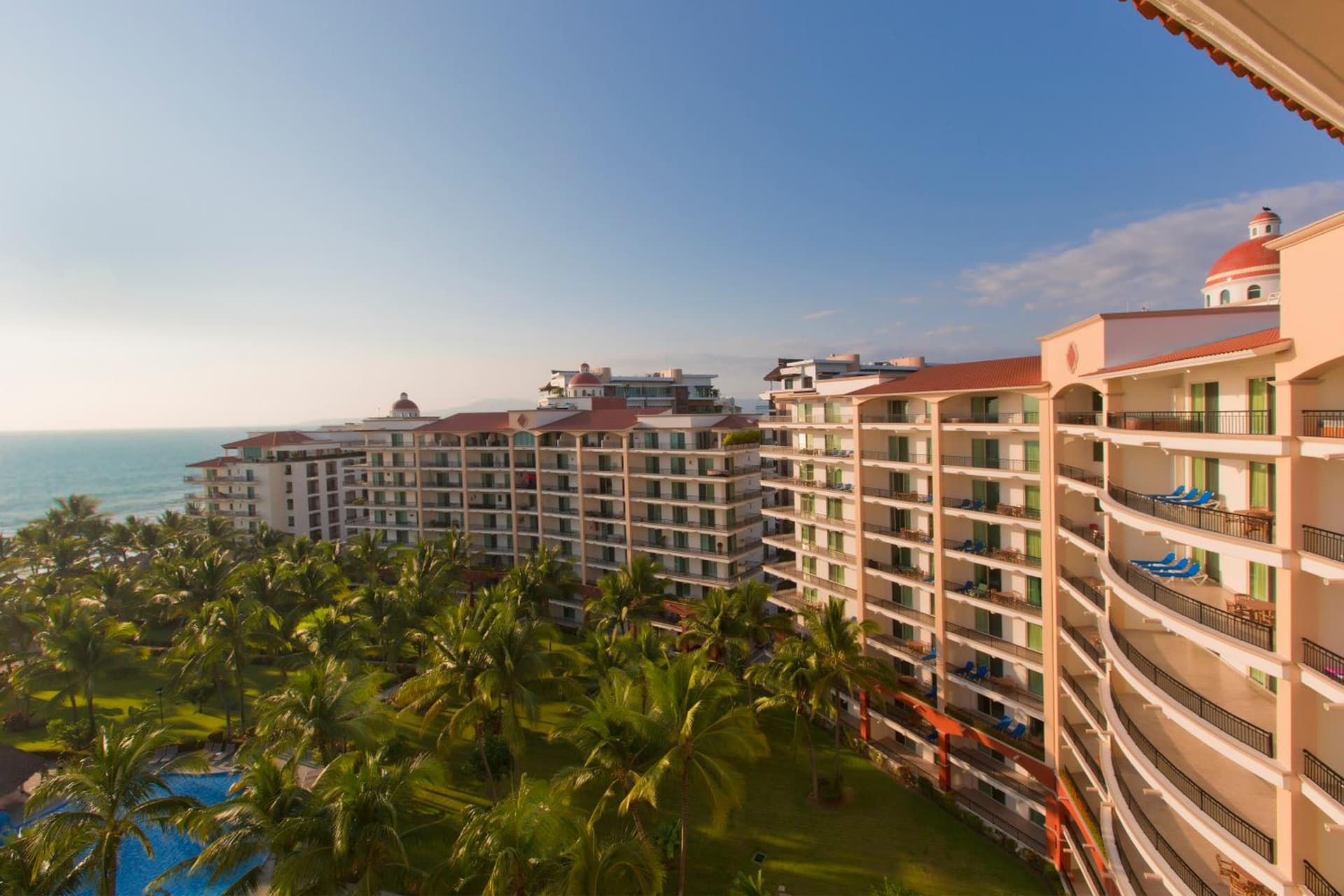 Condominios Playa Royale