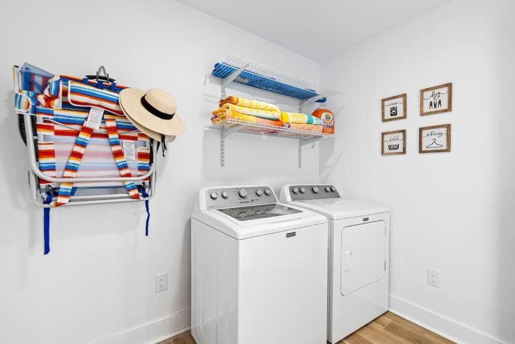Citrus Suite - Close to Downtown, Hospital & Beaches