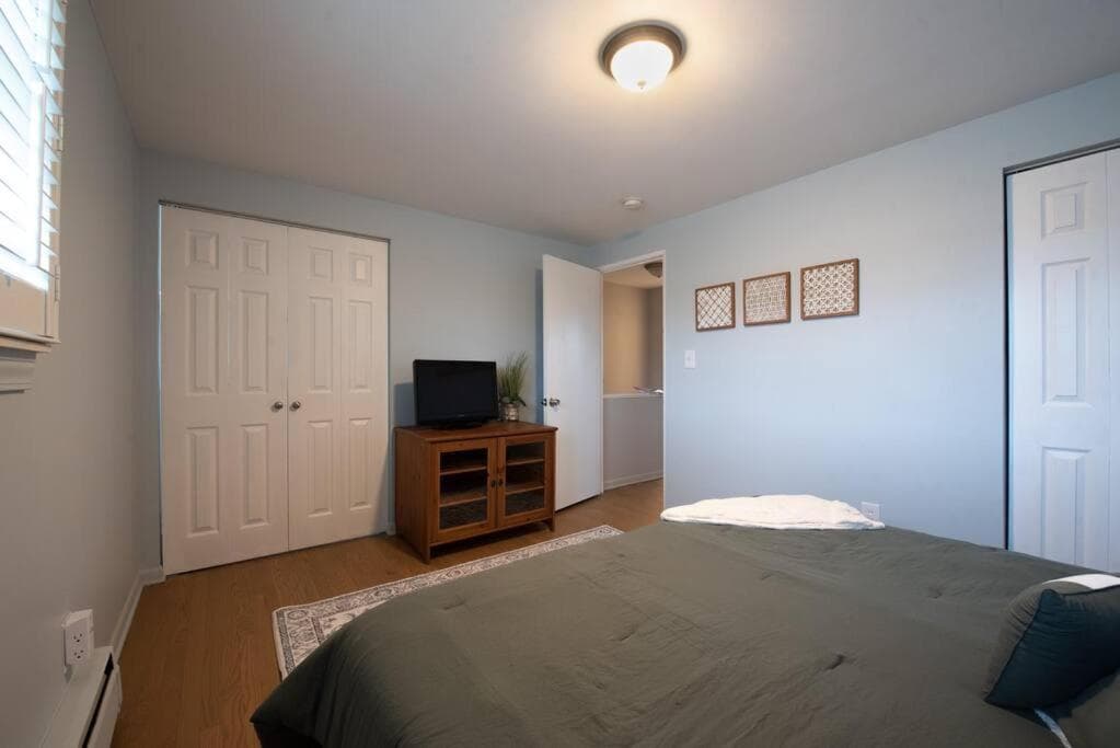 Cozy Condo in the Heart of Royal Oak