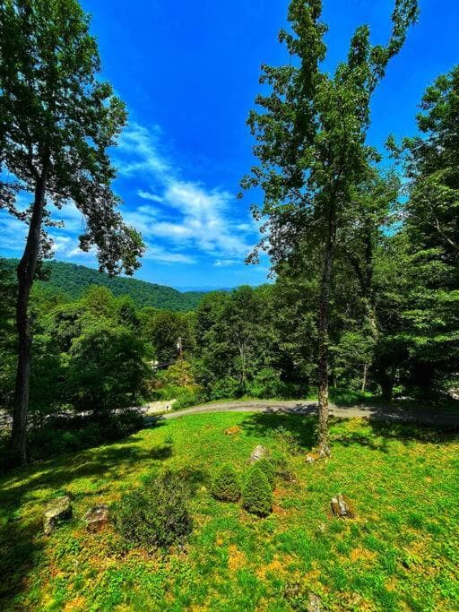 Smokey Mountain Retreat