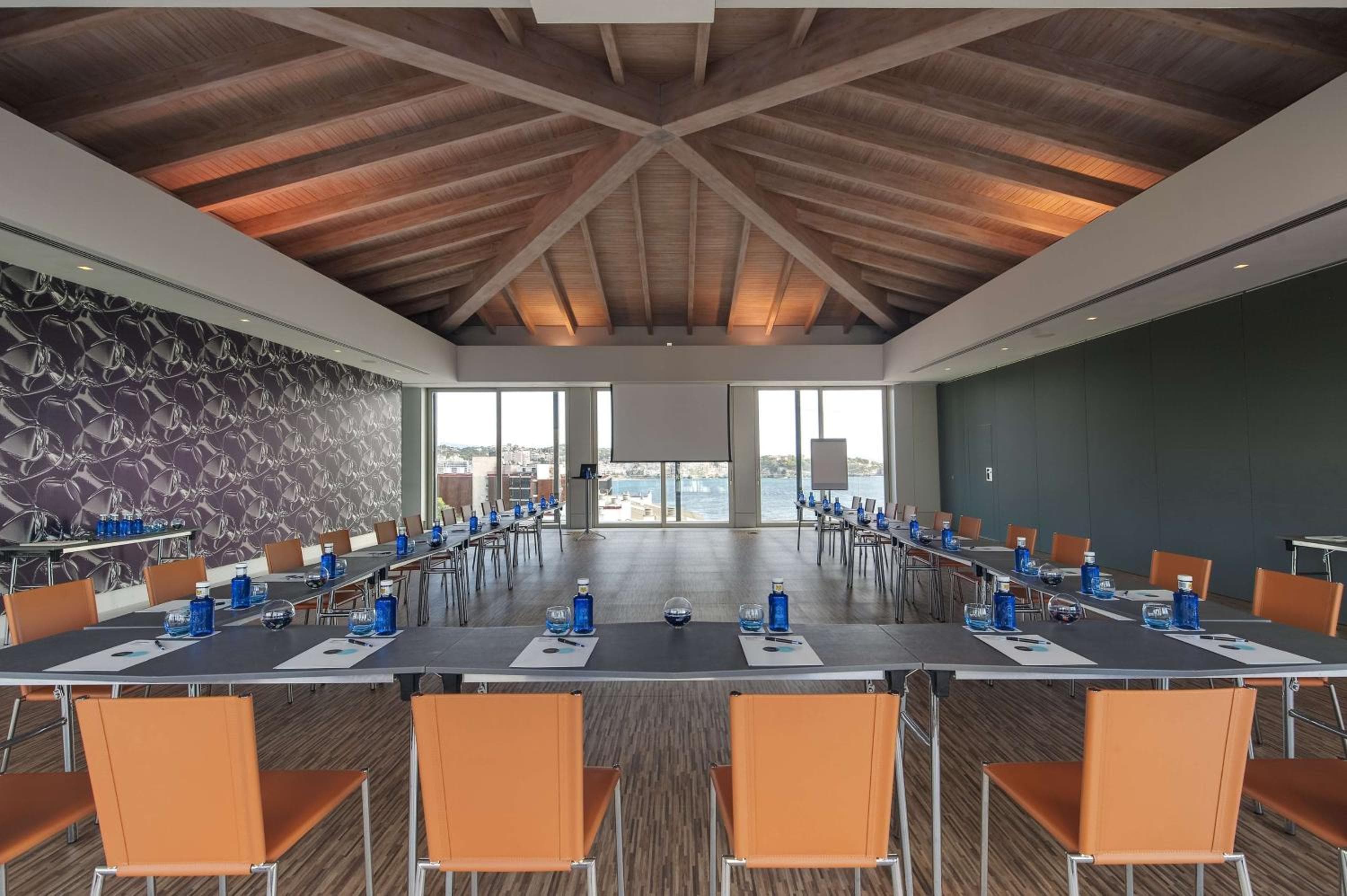 meeting & event spaces
