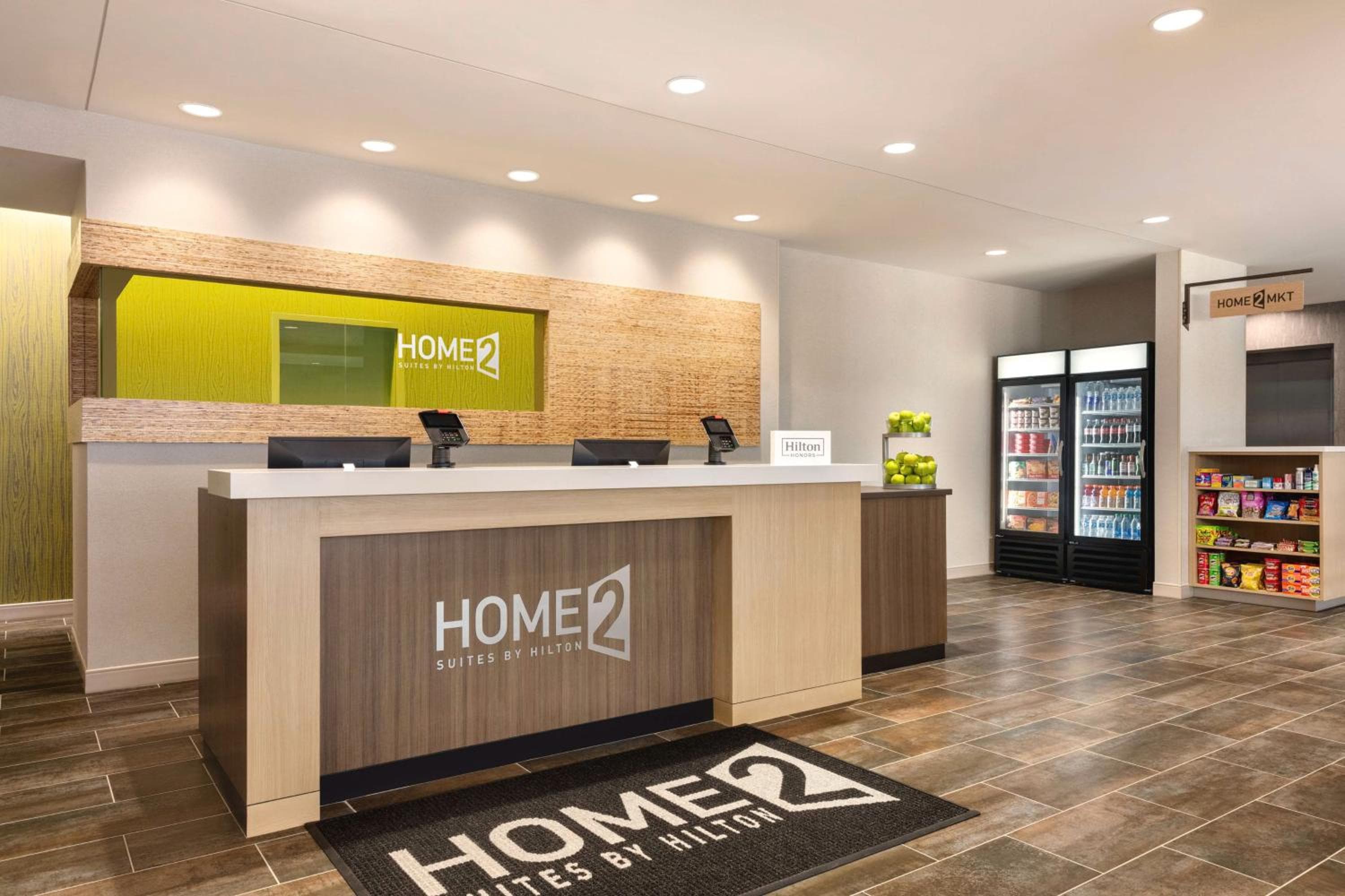 Home2 Suites By Hilton Milwaukee West