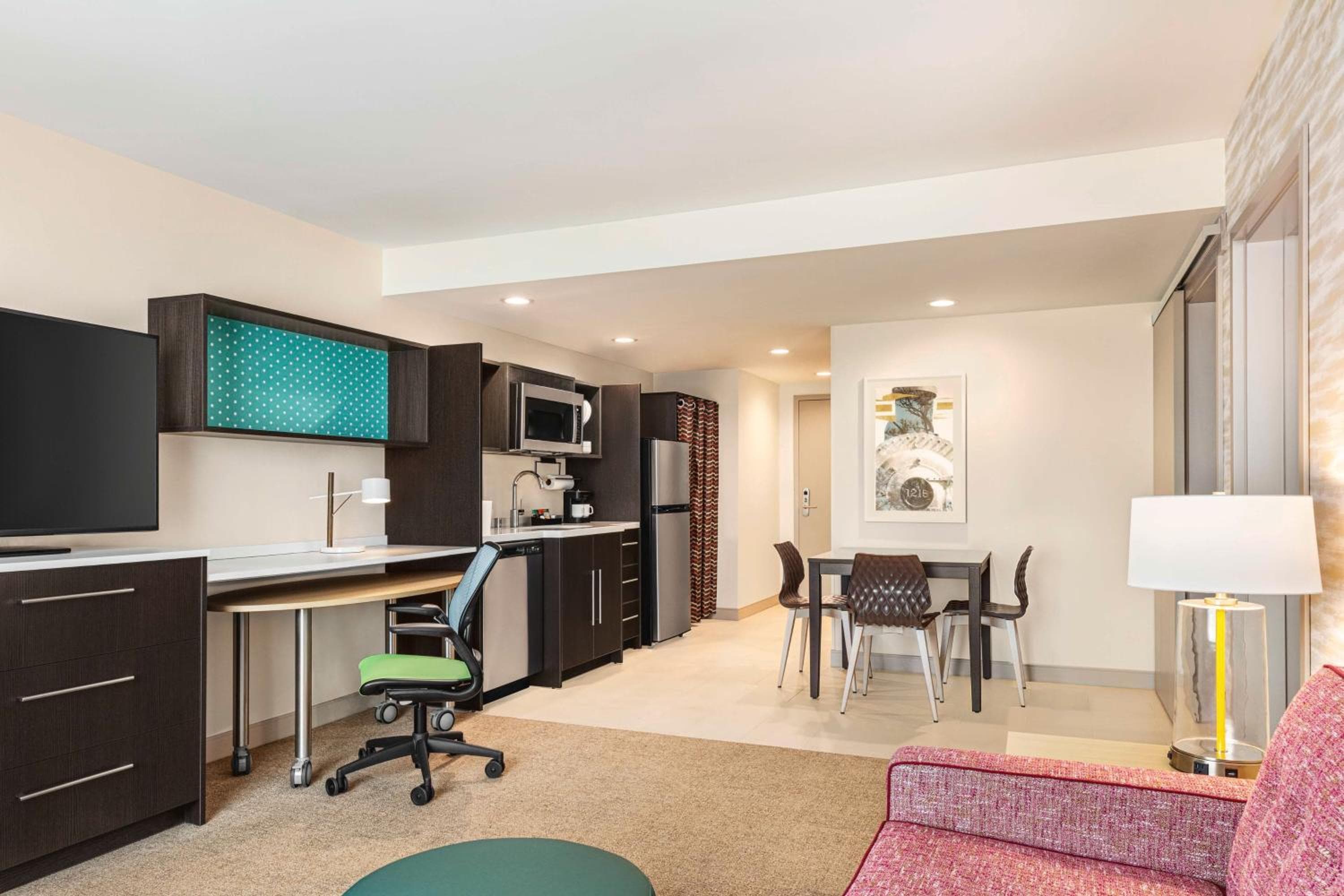 Home2 Suites By Hilton Milwaukee West