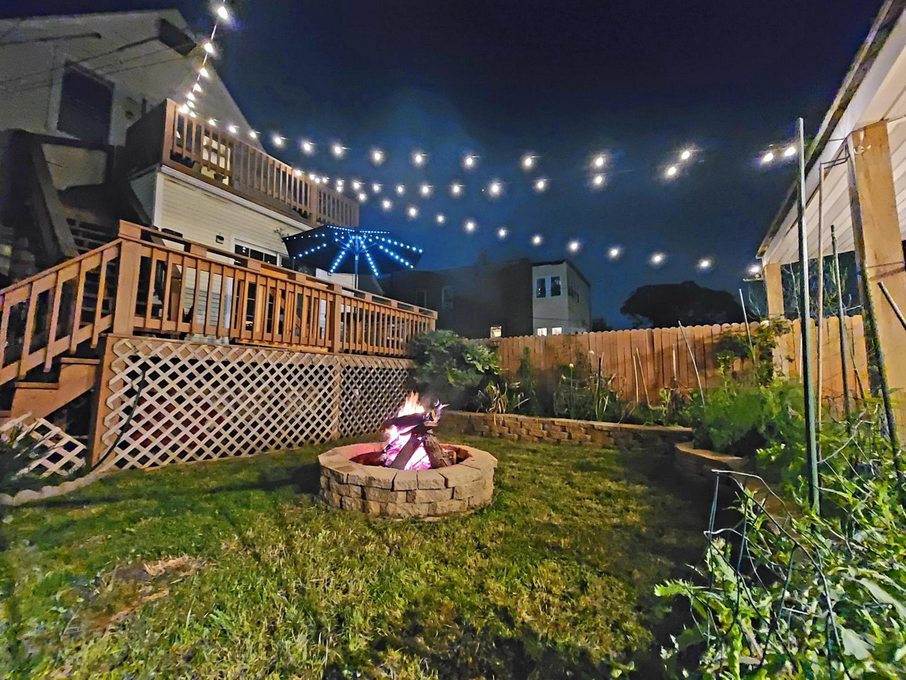 Hermosa House apartment - Peaceful Quiet 3BR, Free Street Parking, Solar Powered, by Logan Square