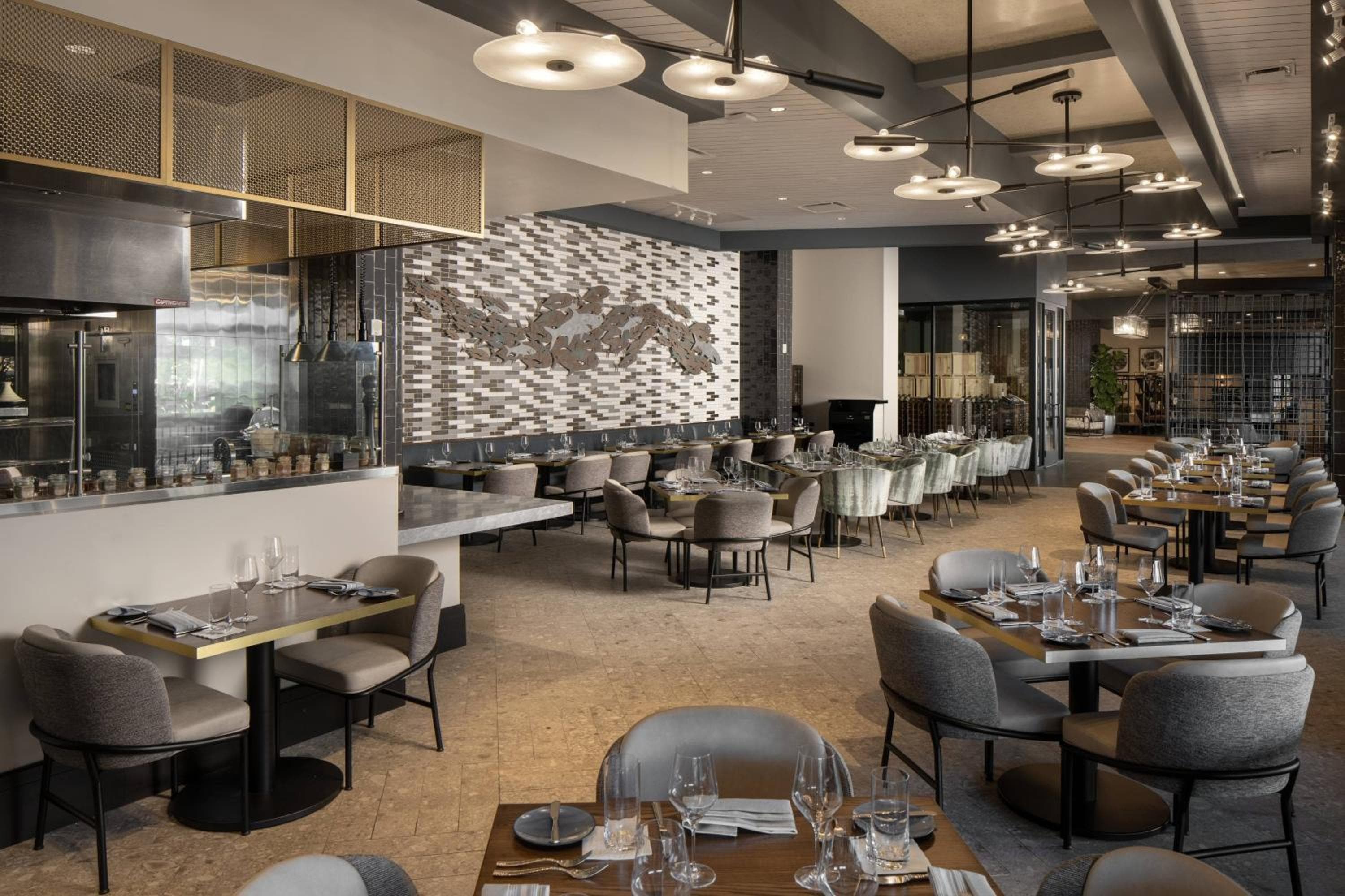 Luminary Hotel & Co., Autograph Collection