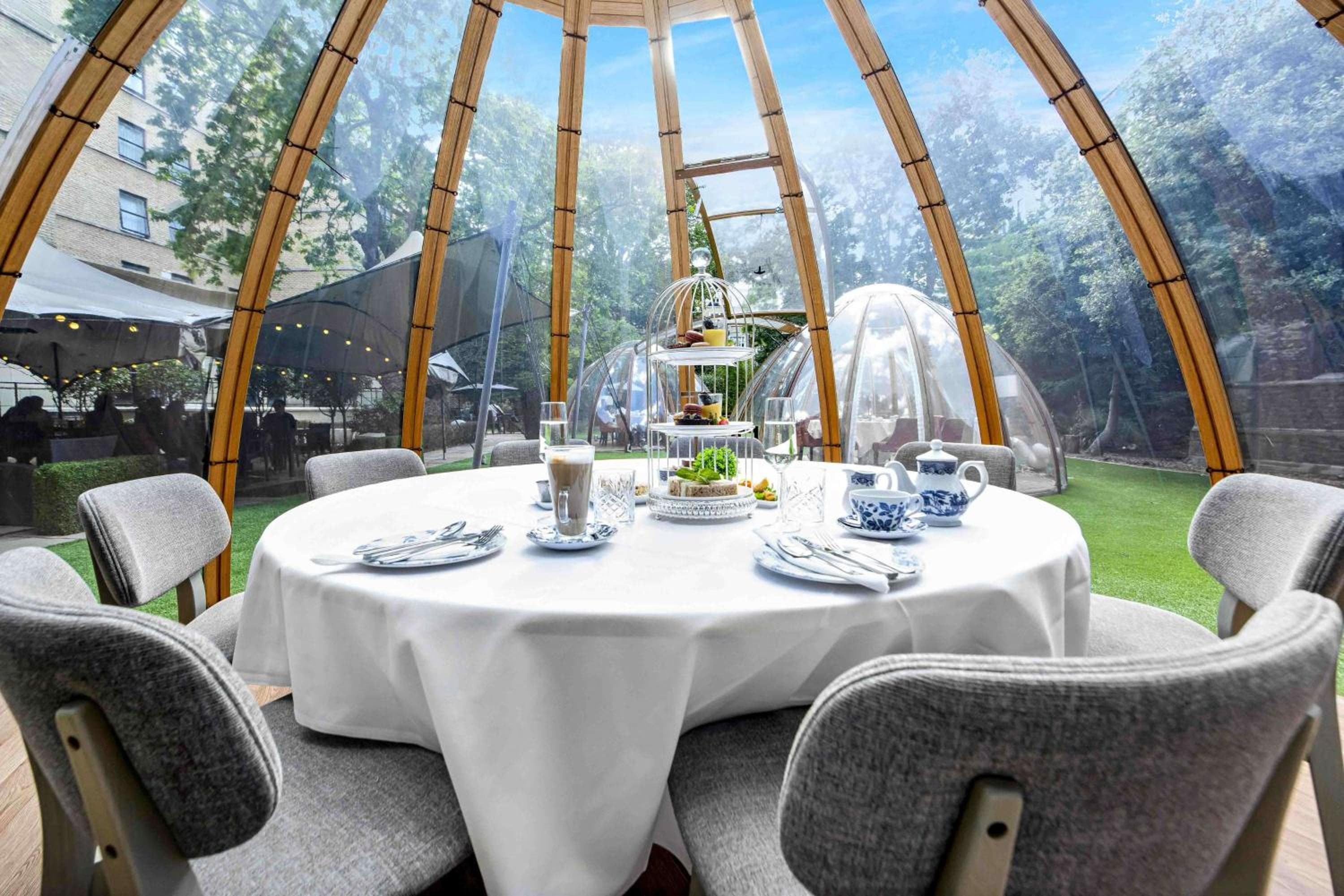 restaurant