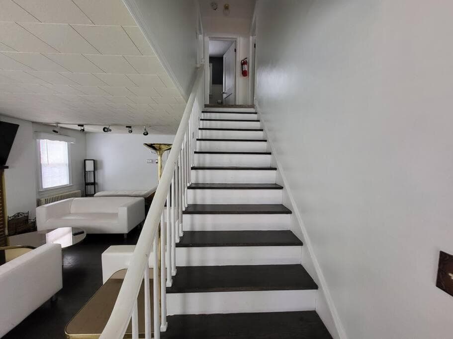Enchanting 4-bedroom home close to BWI airport.