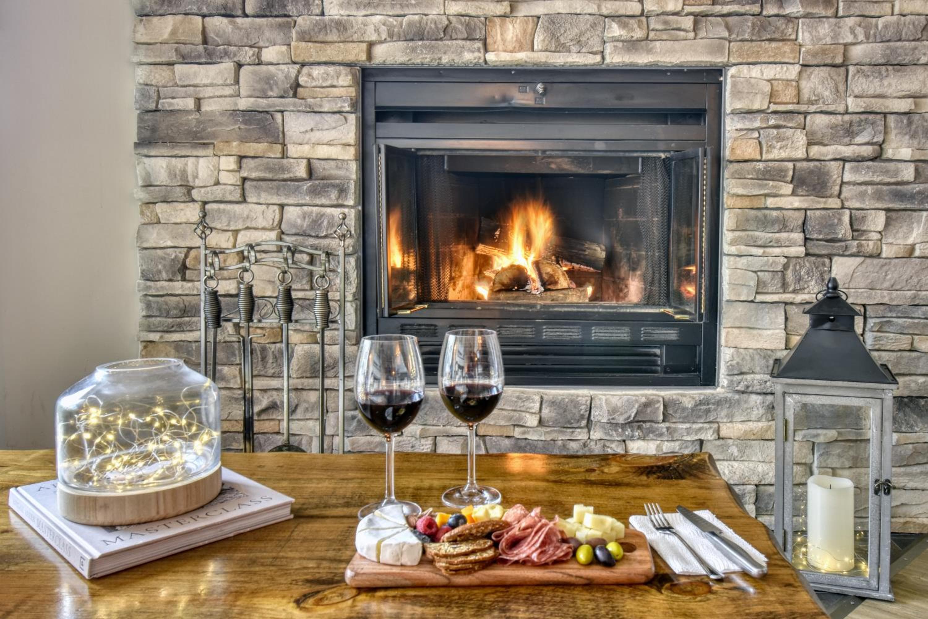 Elegant Apartment - View Tremblant Versant South