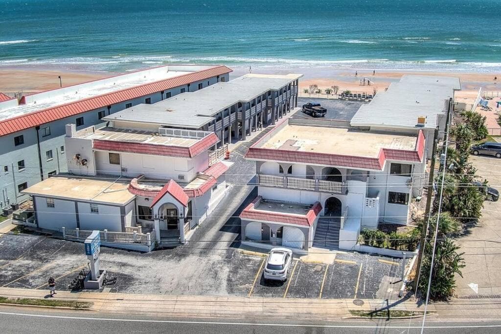 1BR Scenic Beachfront Retreat*104*