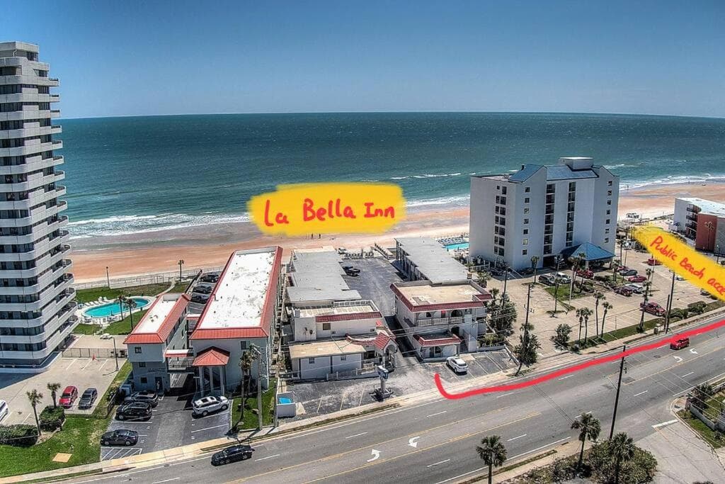 Coastal Comfort Getaway*Wi-Fi*TV*105