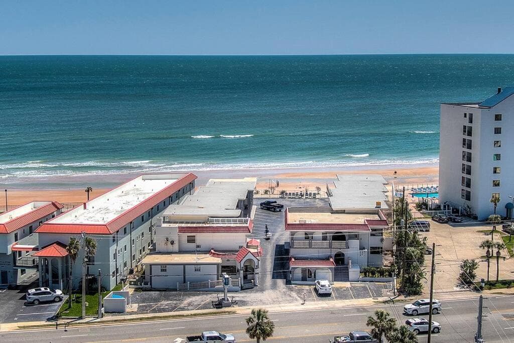 *Shorefront 1kingbed Pvt Studio*107*