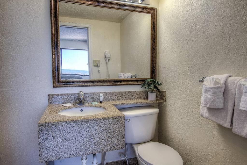 2bed Apartment w/full kitchen*Tv*109