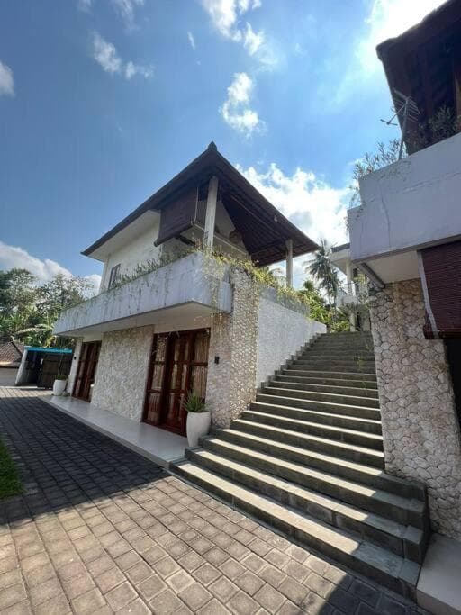 Tirta Dewata Villa