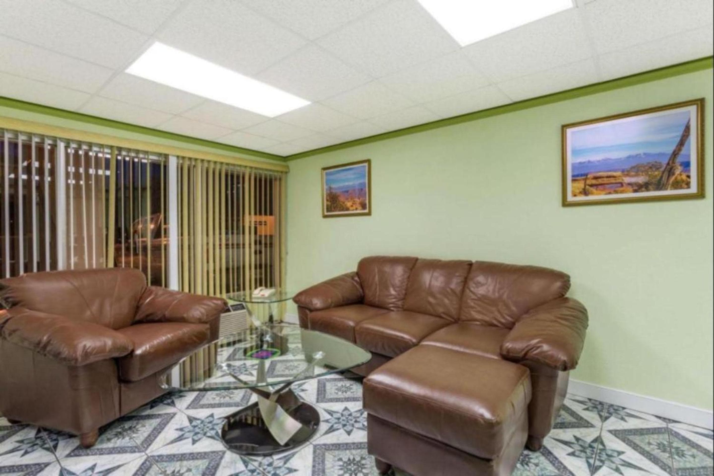 Ashland Studio Inn Richmond North near Kings Dominion -Listing Partner