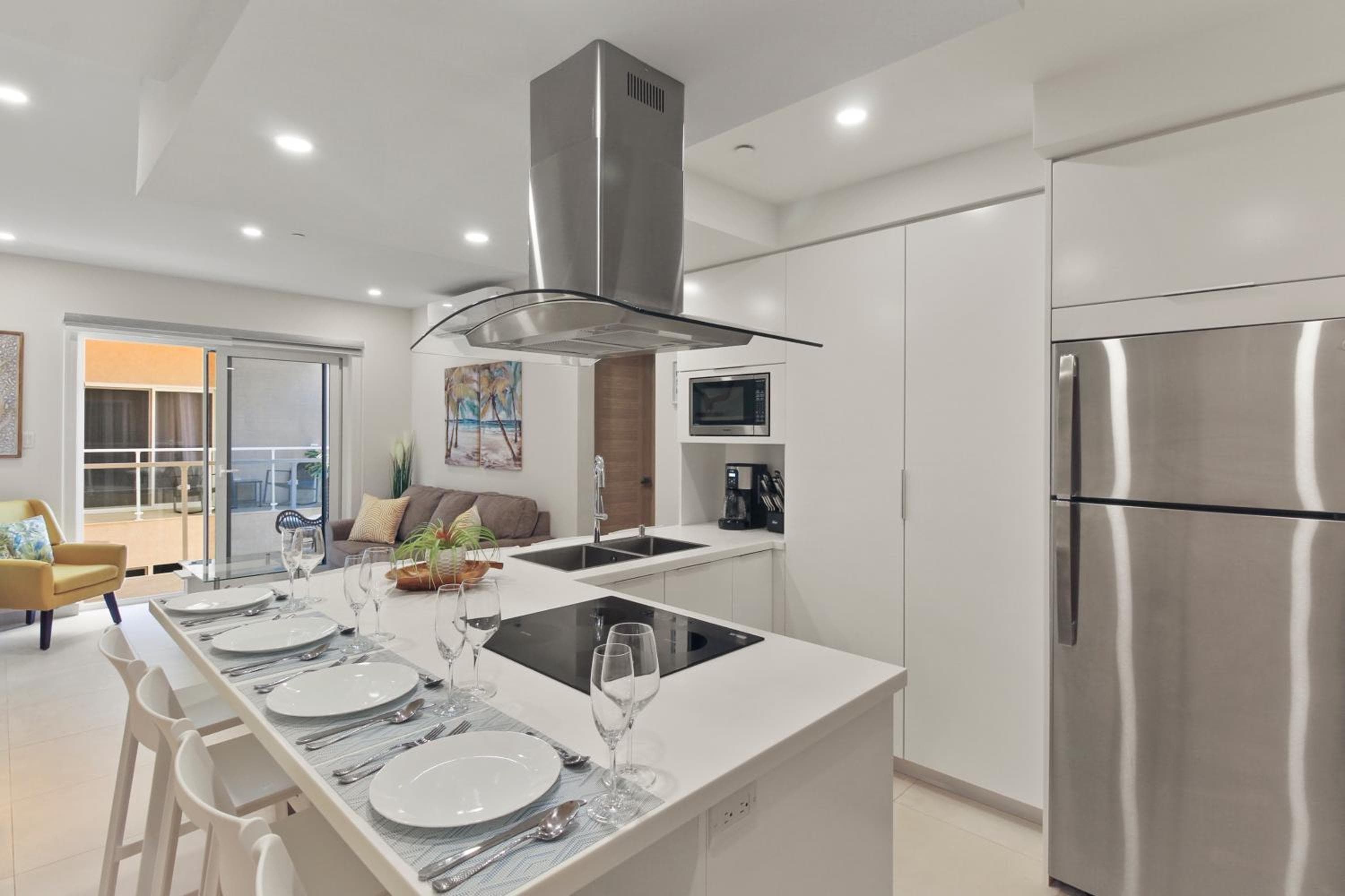 Aracari Residences by Bocobay - Luxury Condos 5 min Walk to Ritz and Palm Beach
