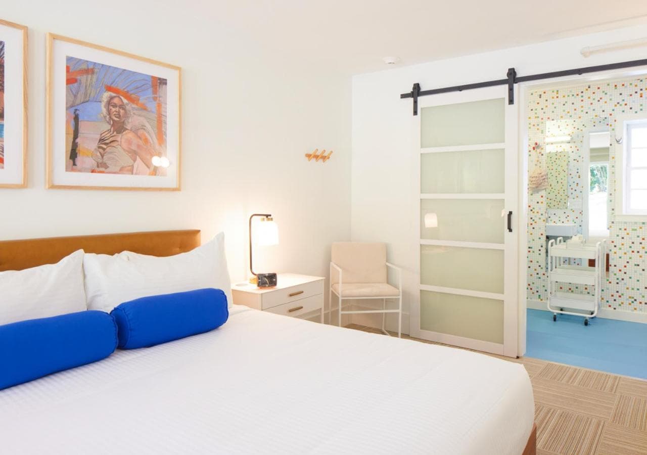 hotel room