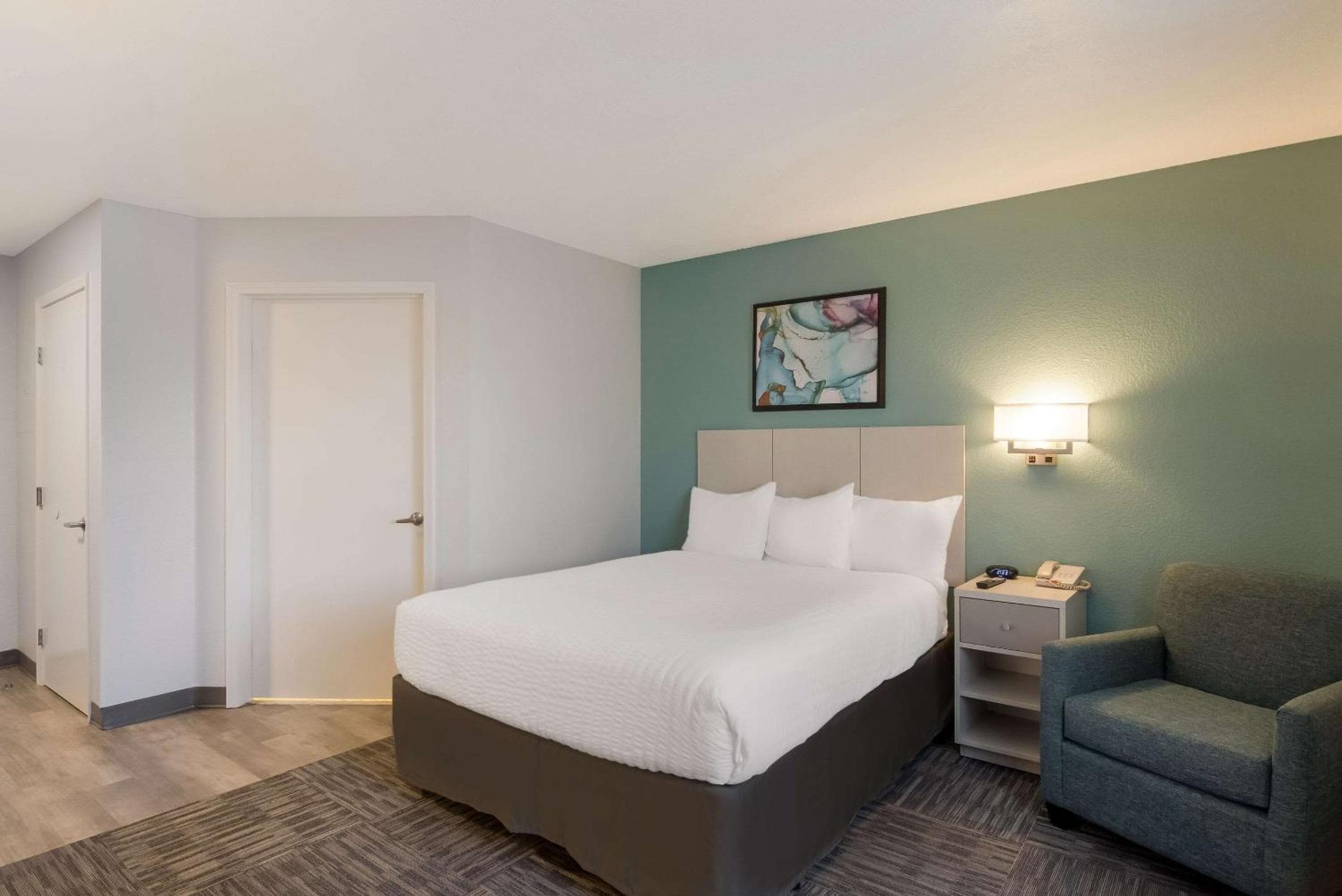 MainStay Suites Raleigh - Cary