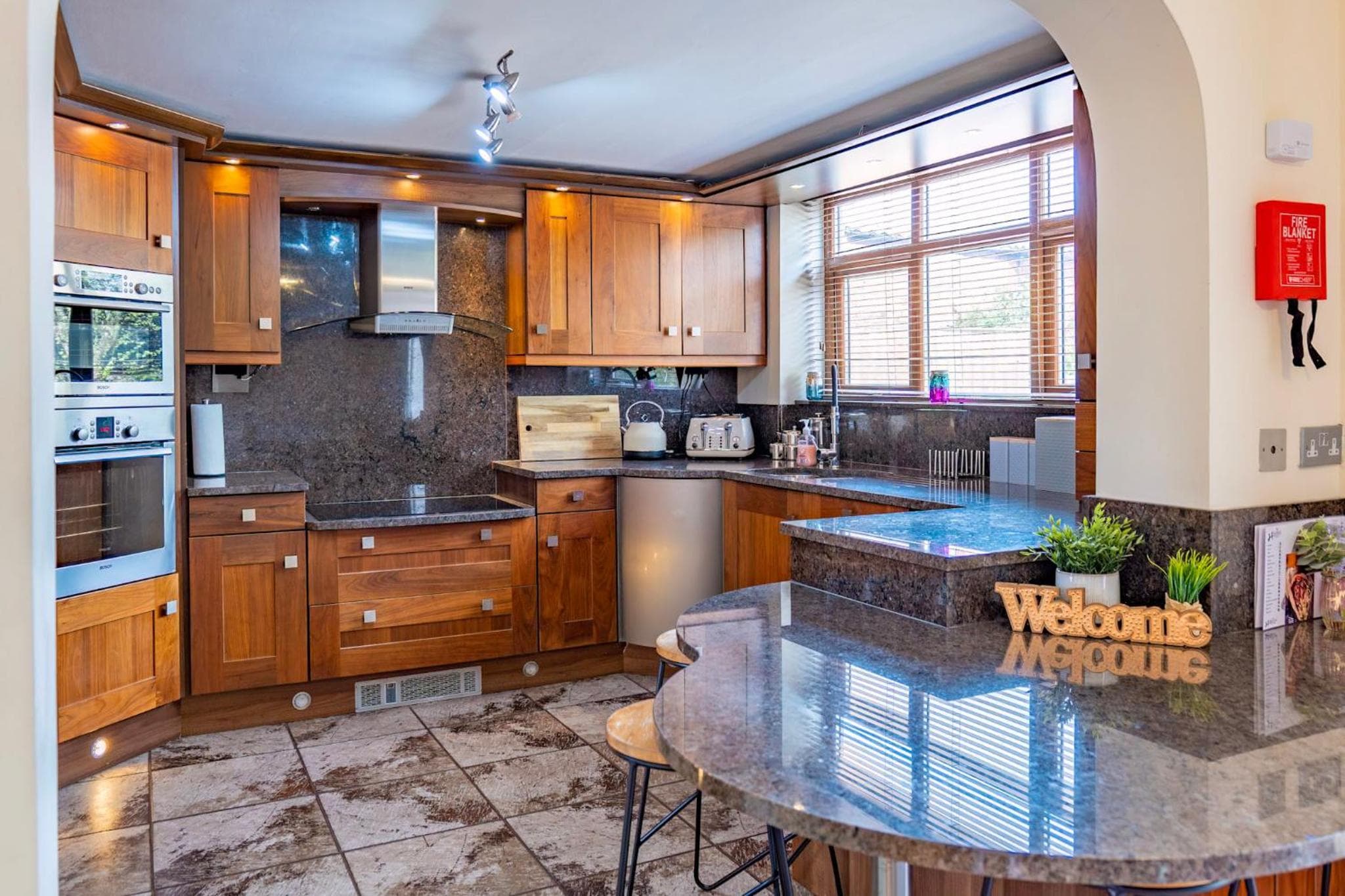 Abbey Farm House - Pet Friendly