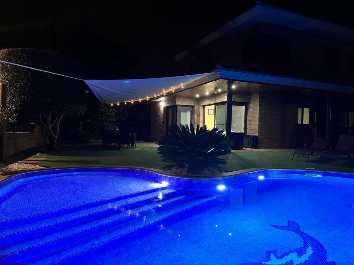 Washingtonia Villa near Sitges