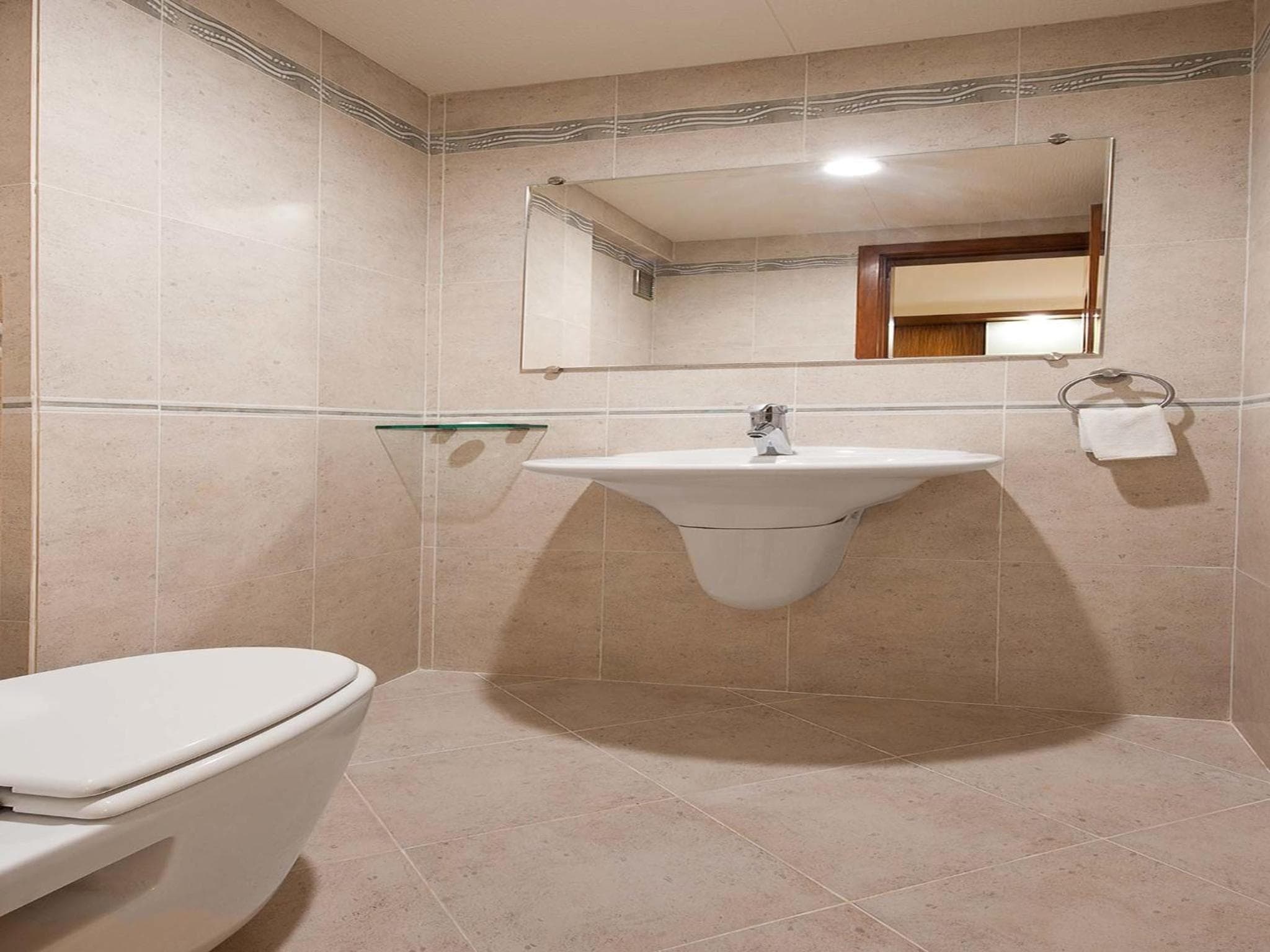 Grand Residency Hotel & Serviced Apartments