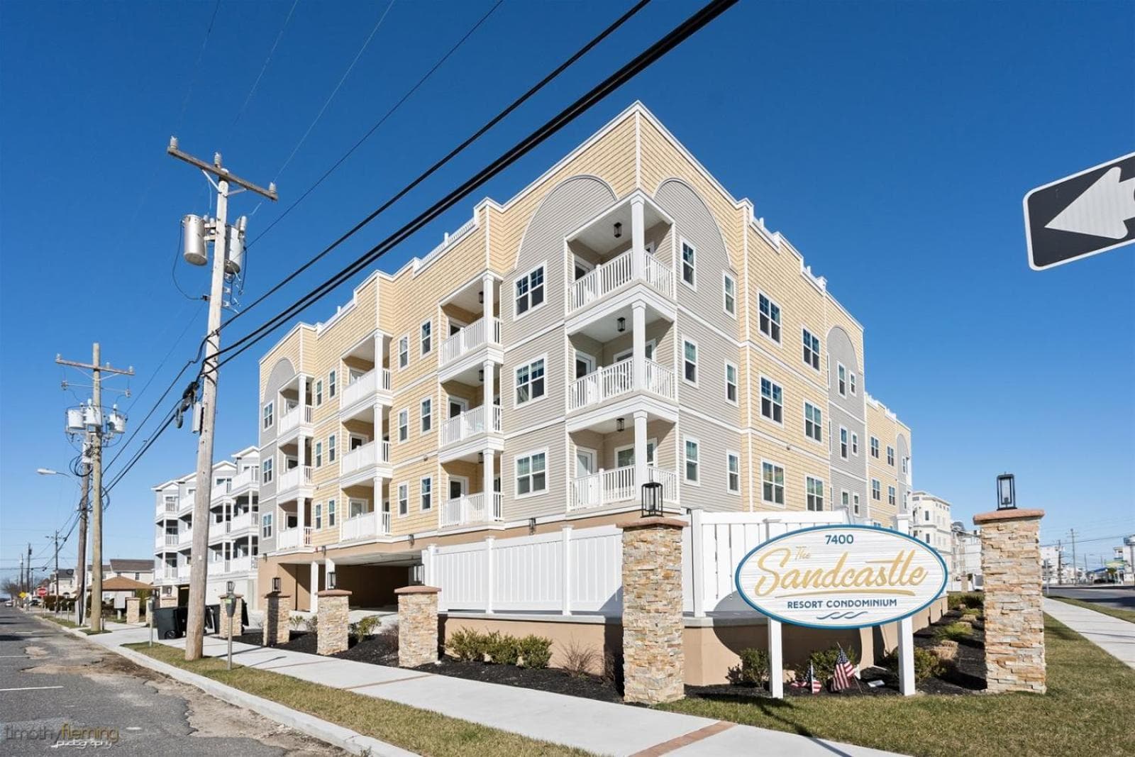 Residence 204N At The Sandcastle Condominiums